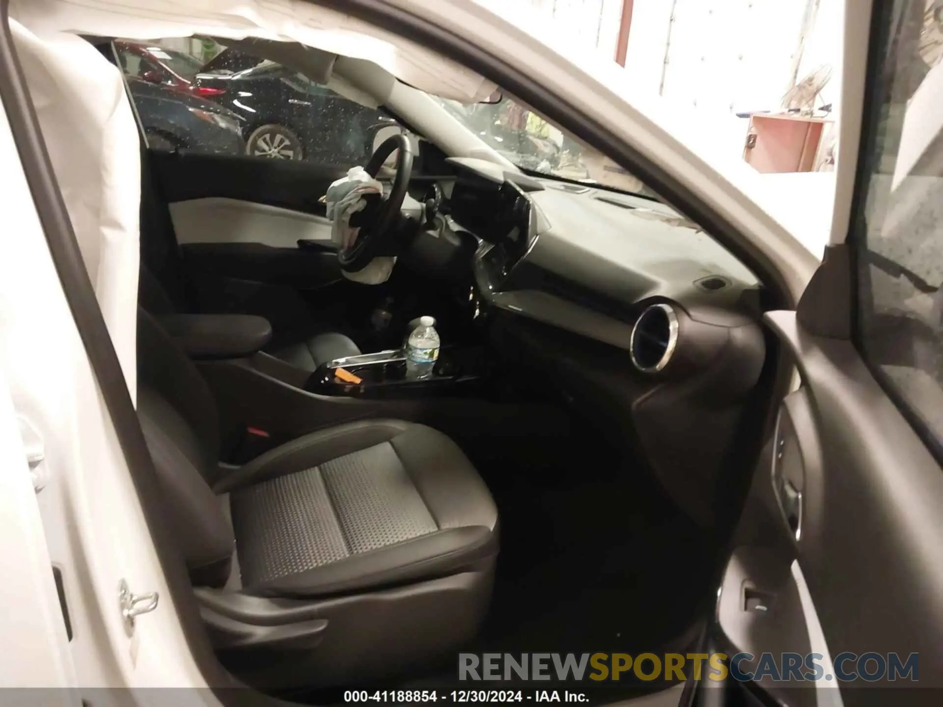 5 Photograph of a damaged car KL77LHE28RC200793 CHEVROLET TRAX 2024