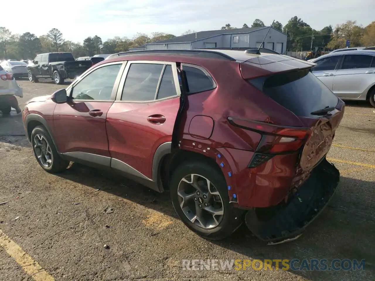 2 Photograph of a damaged car KL77LHE28RC217495 CHEVROLET TRAX 2024