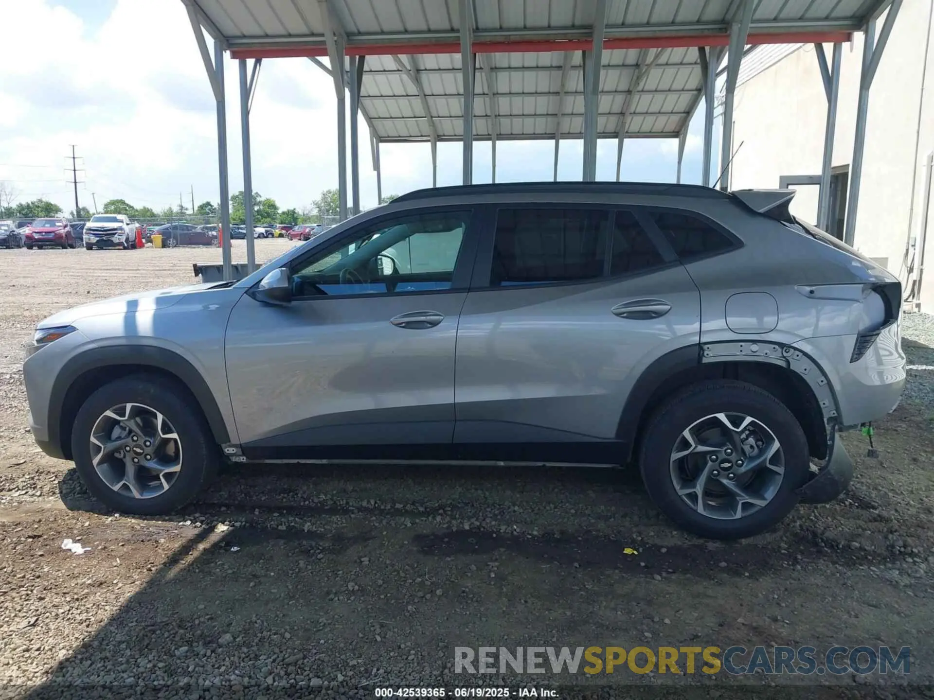 15 Photograph of a damaged car KL77LHE28RC221692 CHEVROLET TRAX 2024