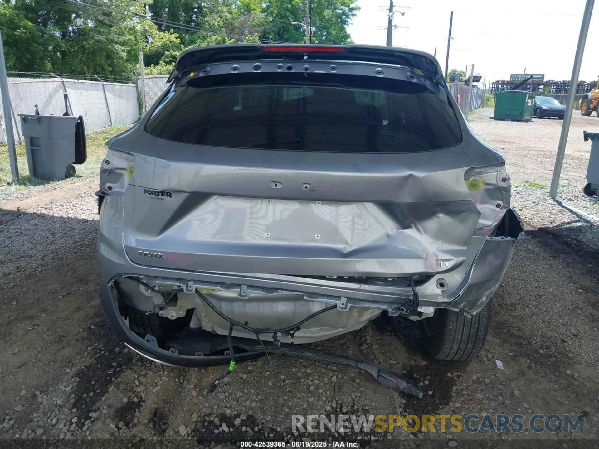 17 Photograph of a damaged car KL77LHE28RC221692 CHEVROLET TRAX 2024