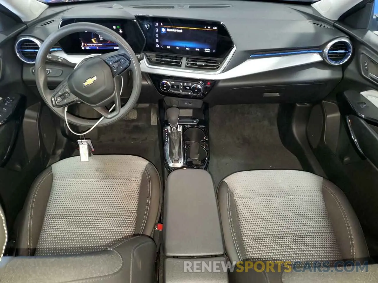 8 Photograph of a damaged car KL77LHE28RC236998 CHEVROLET TRAX 2024