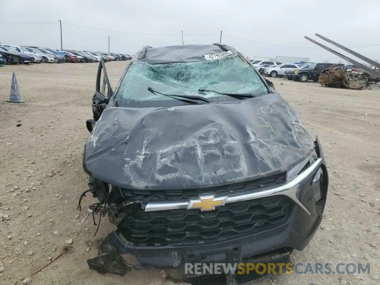 5 Photograph of a damaged car KL77LHE29RC184801 CHEVROLET TRAX 2024