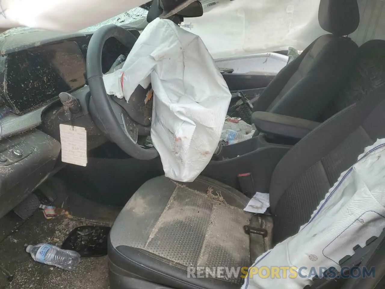 7 Photograph of a damaged car KL77LHE29RC184801 CHEVROLET TRAX 2024