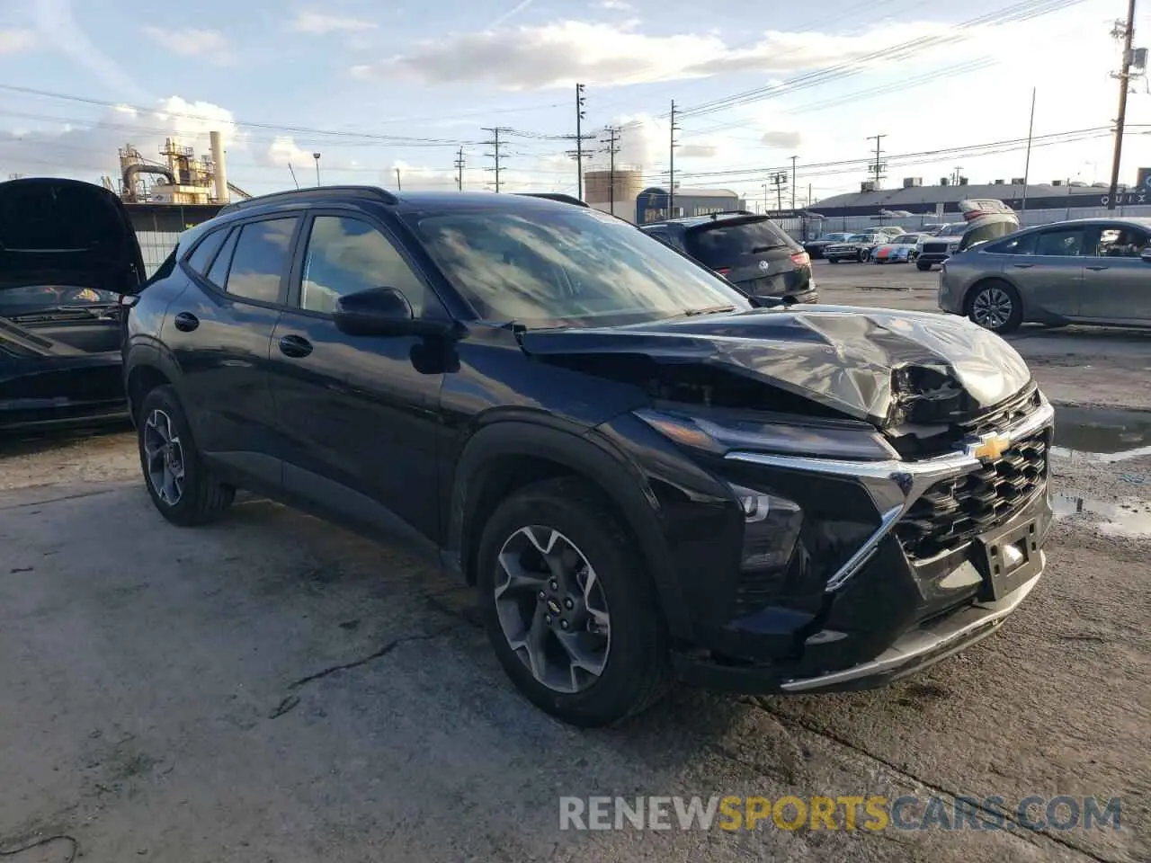 4 Photograph of a damaged car KL77LHE29RC189769 CHEVROLET TRAX 2024