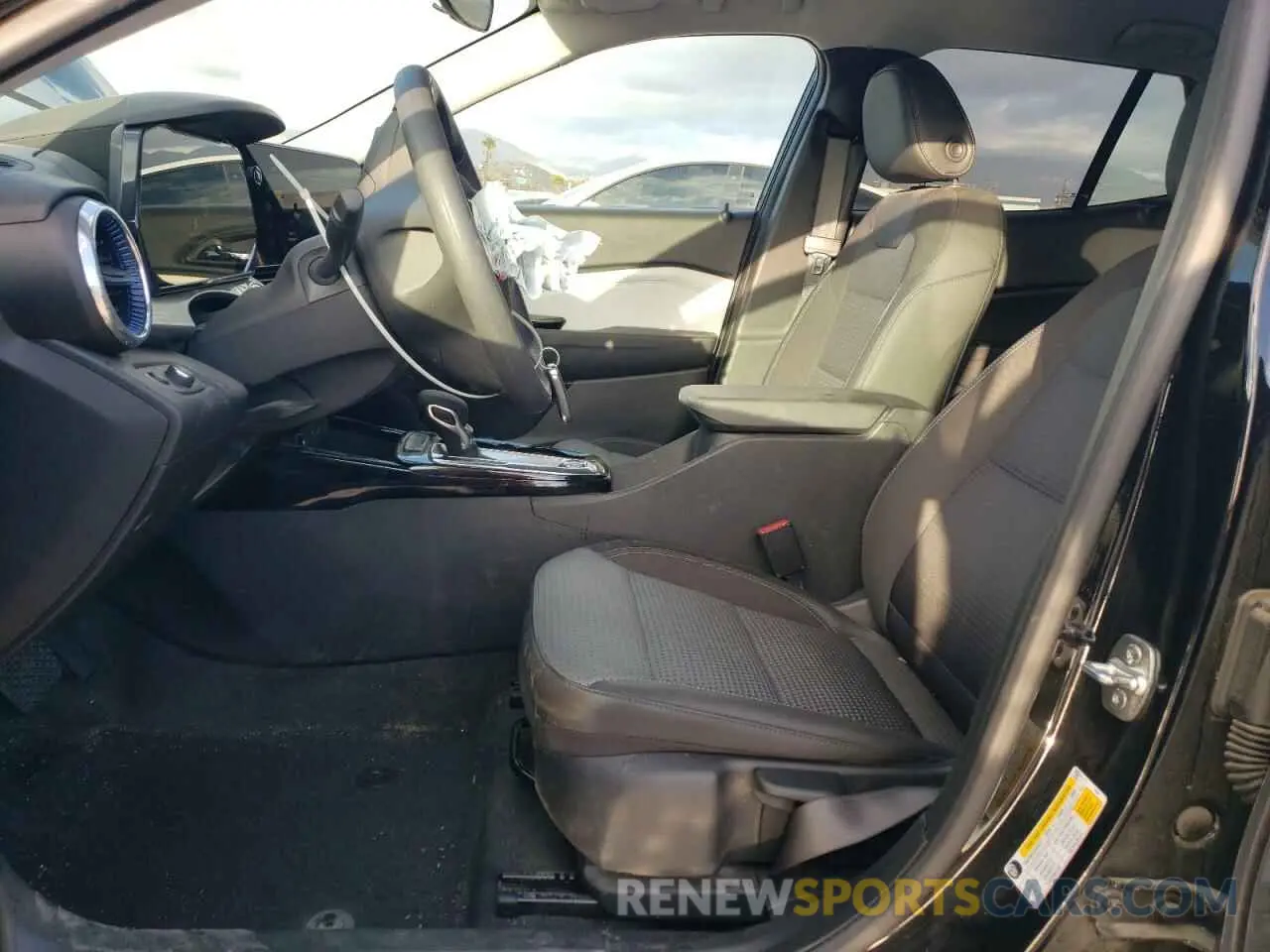 7 Photograph of a damaged car KL77LHE29RC189769 CHEVROLET TRAX 2024