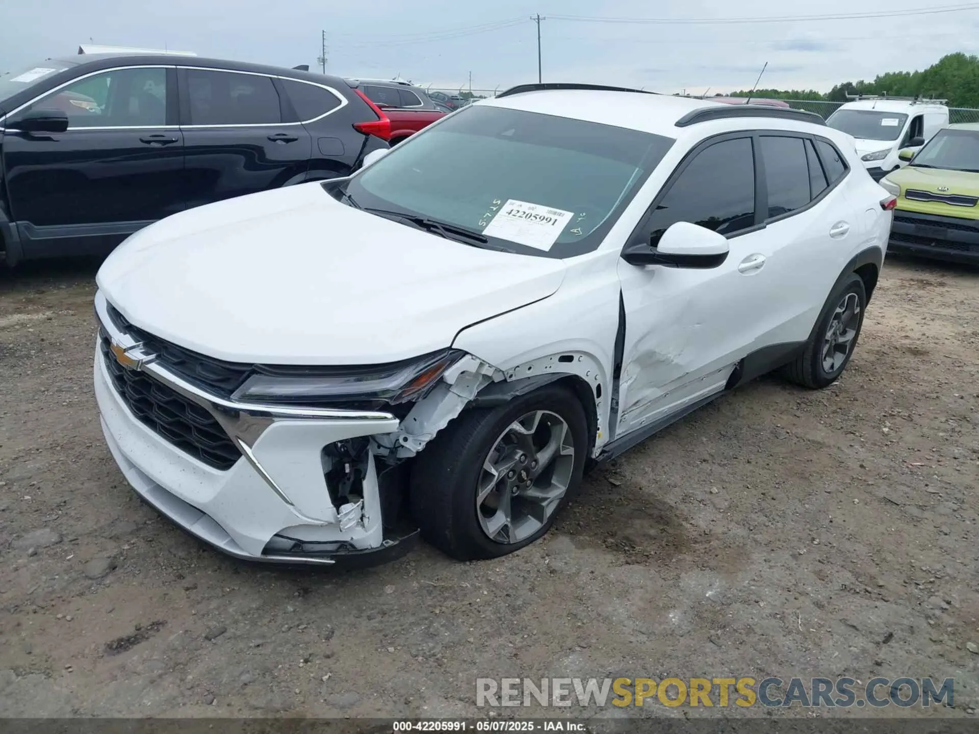 2 Photograph of a damaged car KL77LHE29RC211107 CHEVROLET TRAX 2024