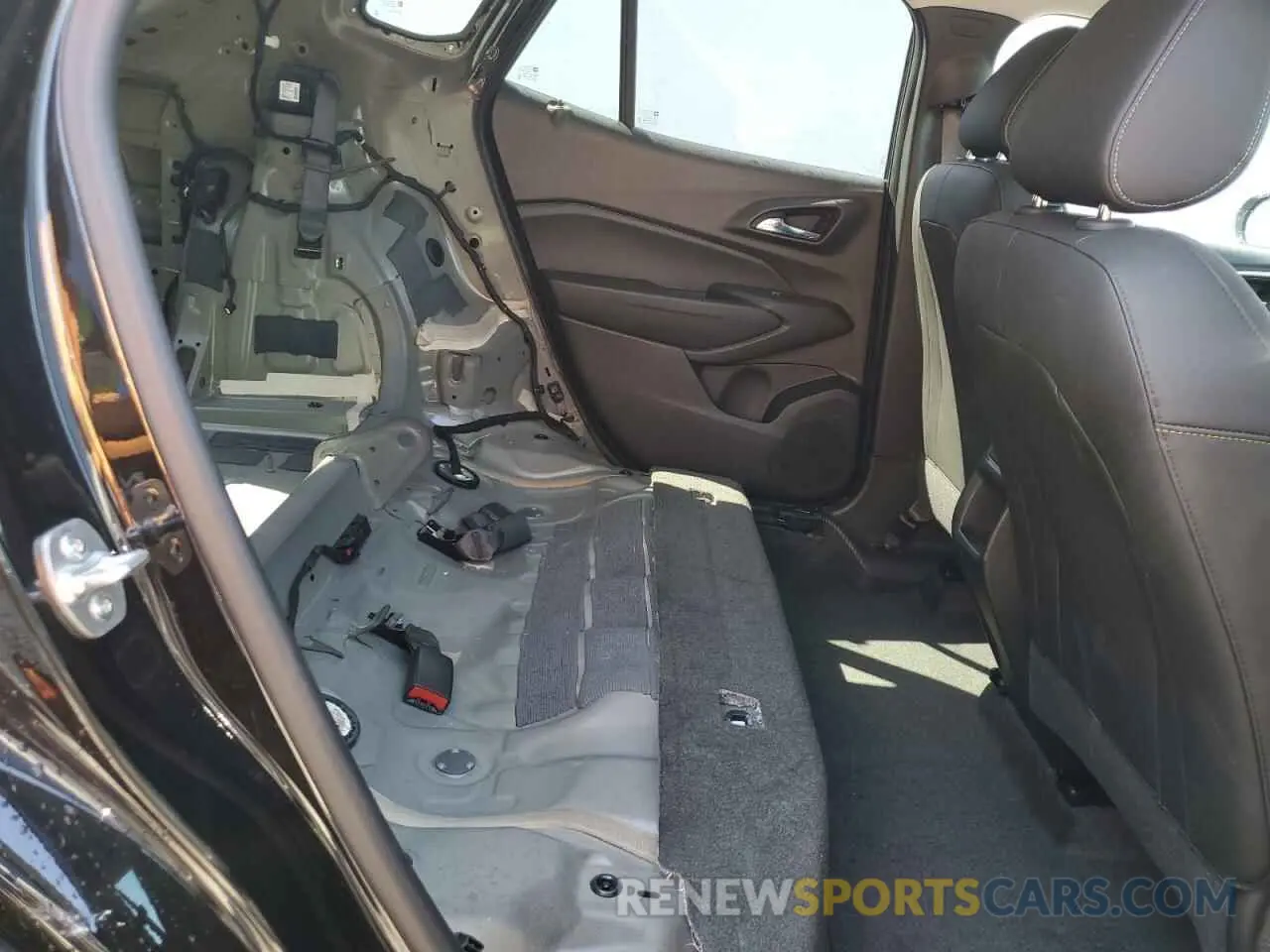 11 Photograph of a damaged car KL77LHE29RC245645 CHEVROLET TRAX 2024