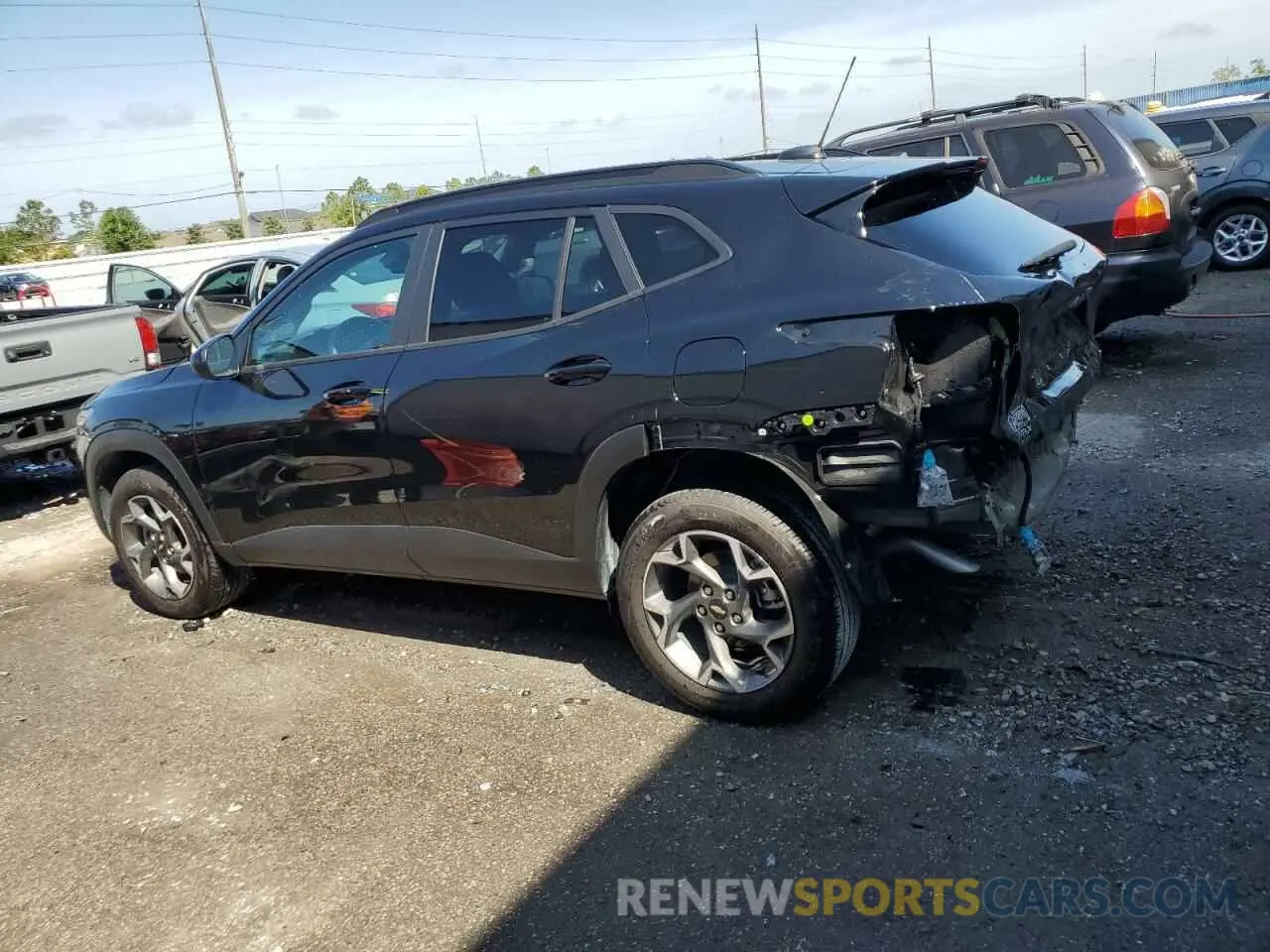 2 Photograph of a damaged car KL77LHE29RC245645 CHEVROLET TRAX 2024