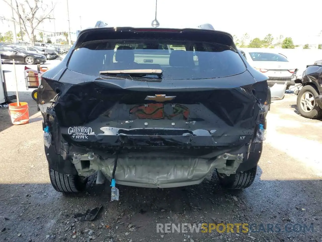 6 Photograph of a damaged car KL77LHE29RC245645 CHEVROLET TRAX 2024