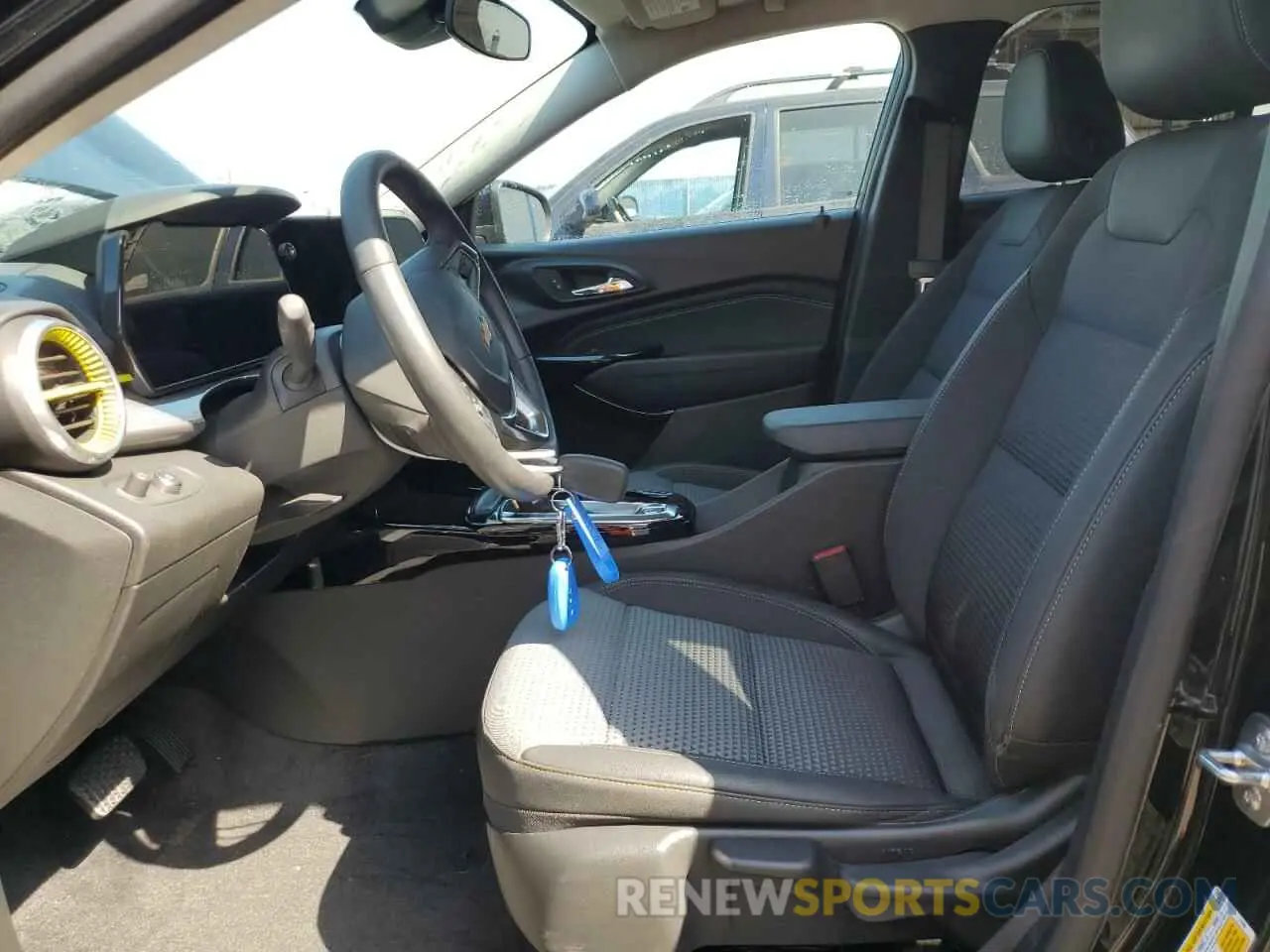 7 Photograph of a damaged car KL77LHE29RC245645 CHEVROLET TRAX 2024