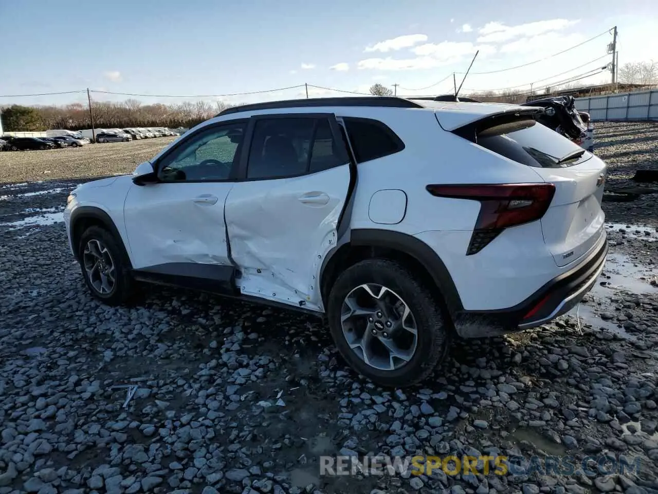 2 Photograph of a damaged car KL77LHE2XRC017833 CHEVROLET TRAX 2024