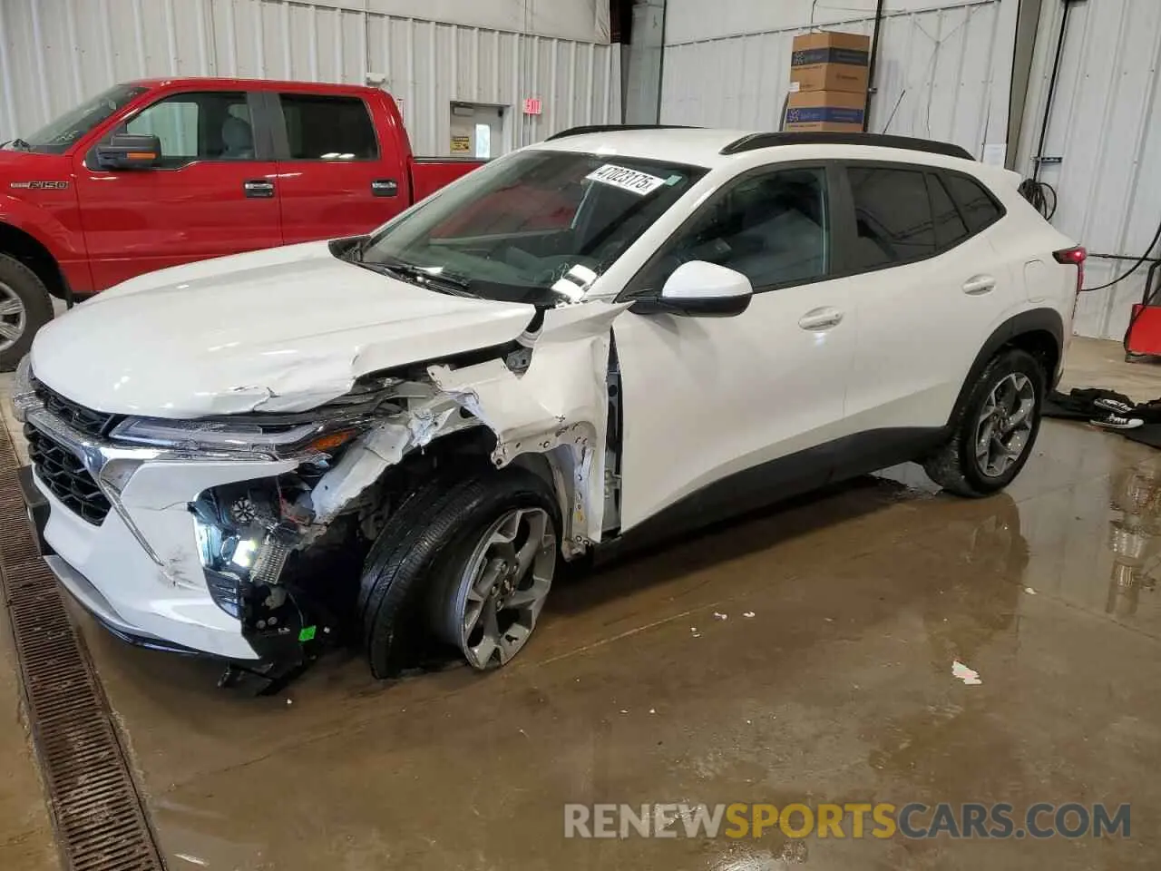 1 Photograph of a damaged car KL77LHE2XRC105541 CHEVROLET TRAX 2024
