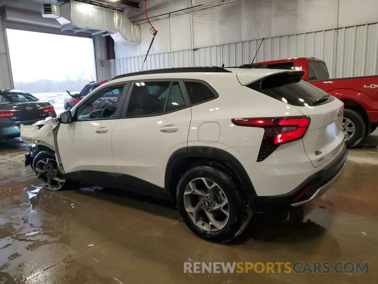 2 Photograph of a damaged car KL77LHE2XRC105541 CHEVROLET TRAX 2024