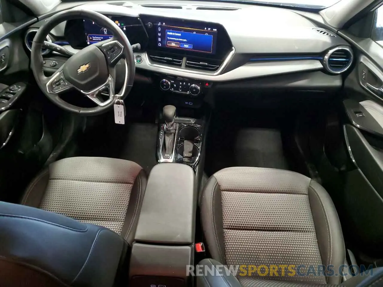 8 Photograph of a damaged car KL77LHE2XRC105541 CHEVROLET TRAX 2024