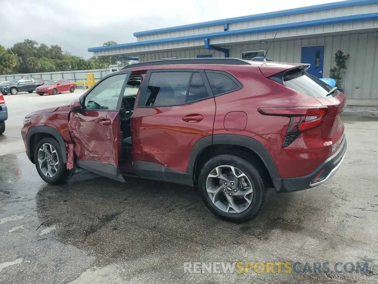2 Photograph of a damaged car KL77LHE2XRC155257 CHEVROLET TRAX 2024