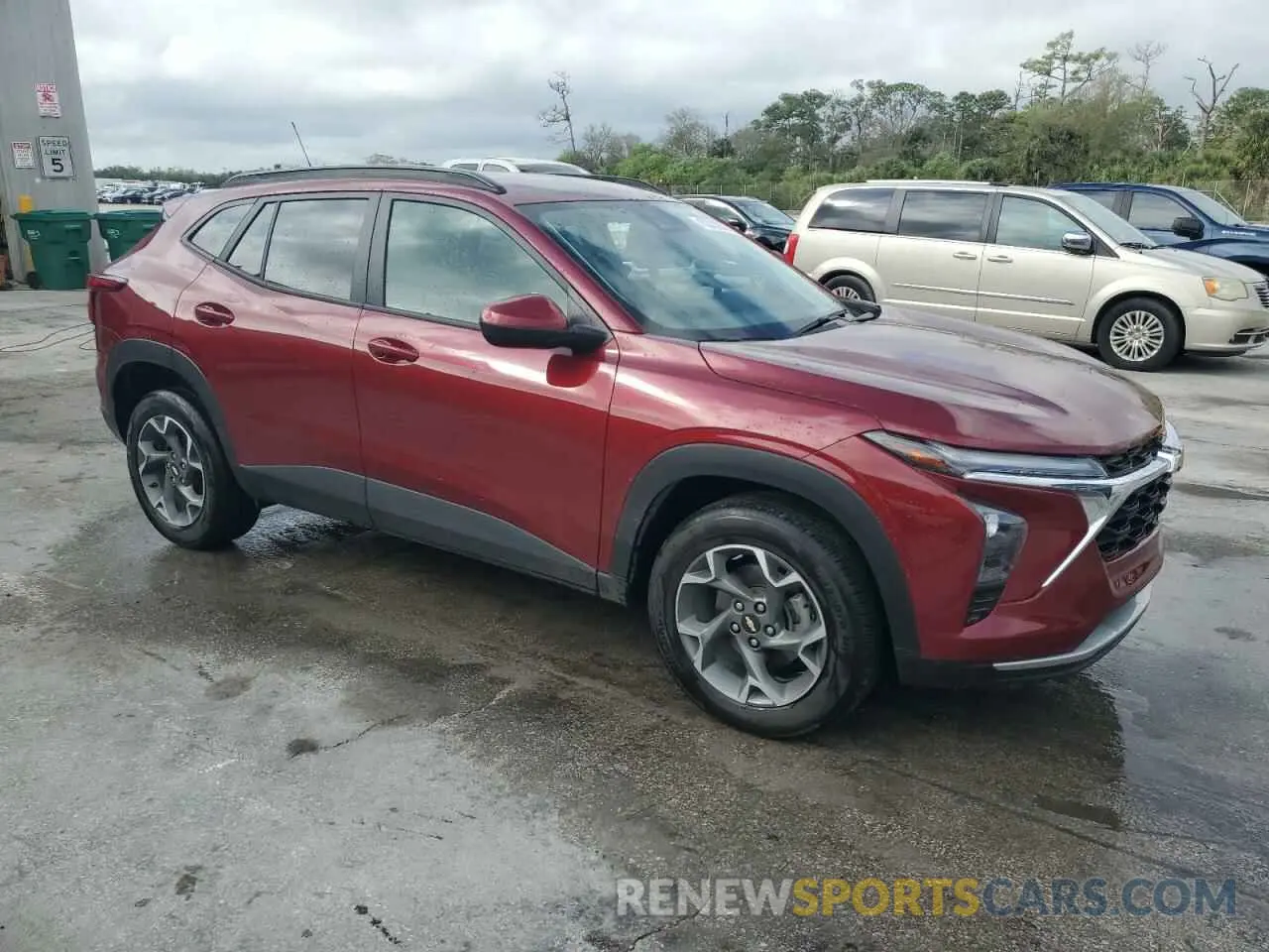 4 Photograph of a damaged car KL77LHE2XRC155257 CHEVROLET TRAX 2024