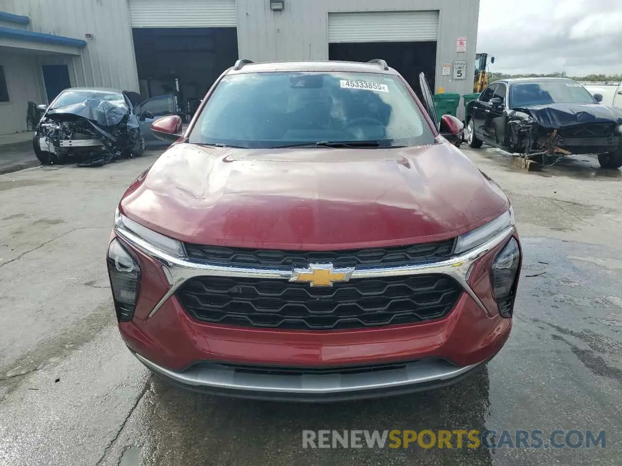 5 Photograph of a damaged car KL77LHE2XRC155257 CHEVROLET TRAX 2024