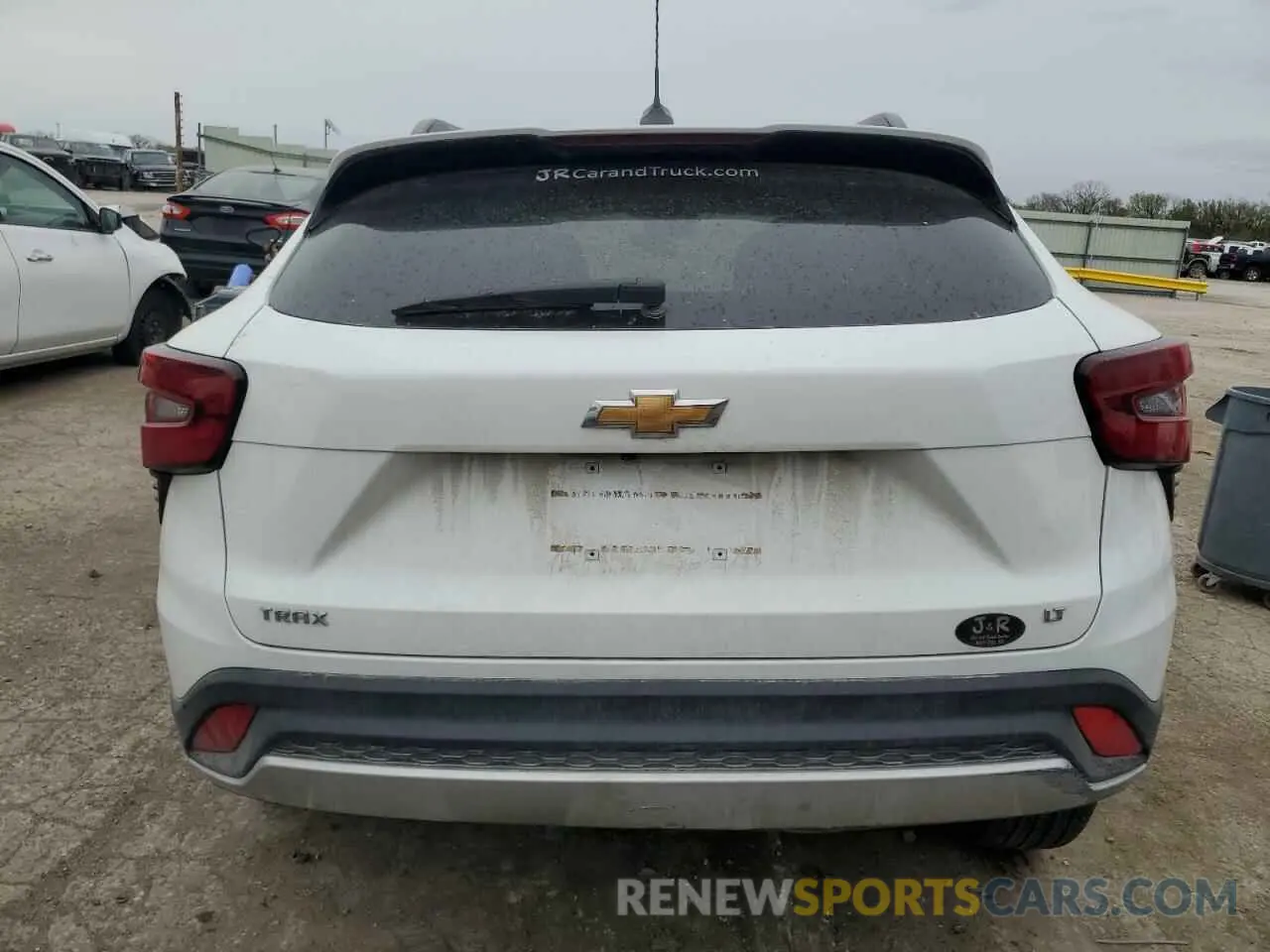 6 Photograph of a damaged car KL77LHE2XRC165416 CHEVROLET TRAX 2024