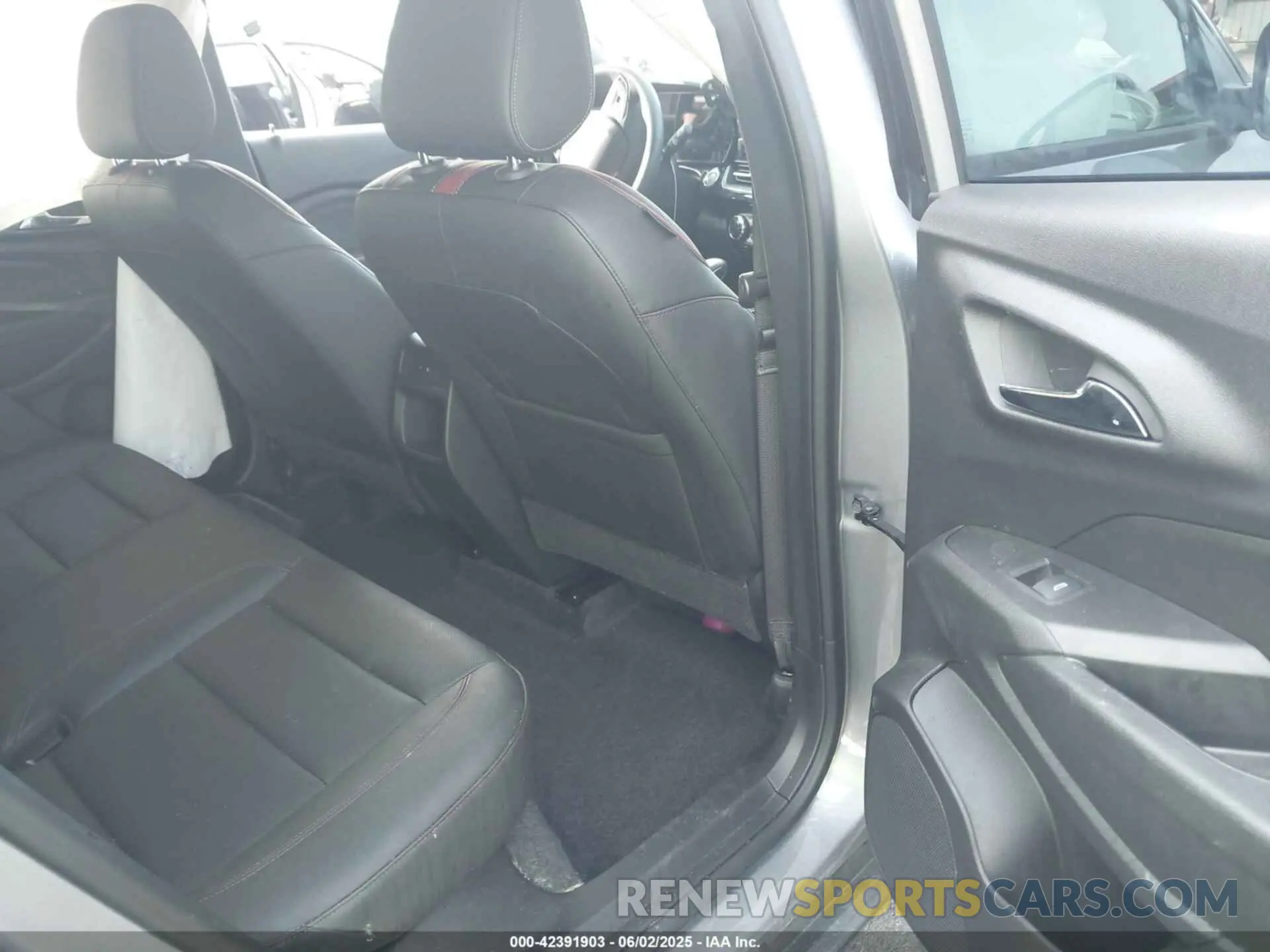 8 Photograph of a damaged car KL77LJE22RC088001 CHEVROLET TRAX 2024