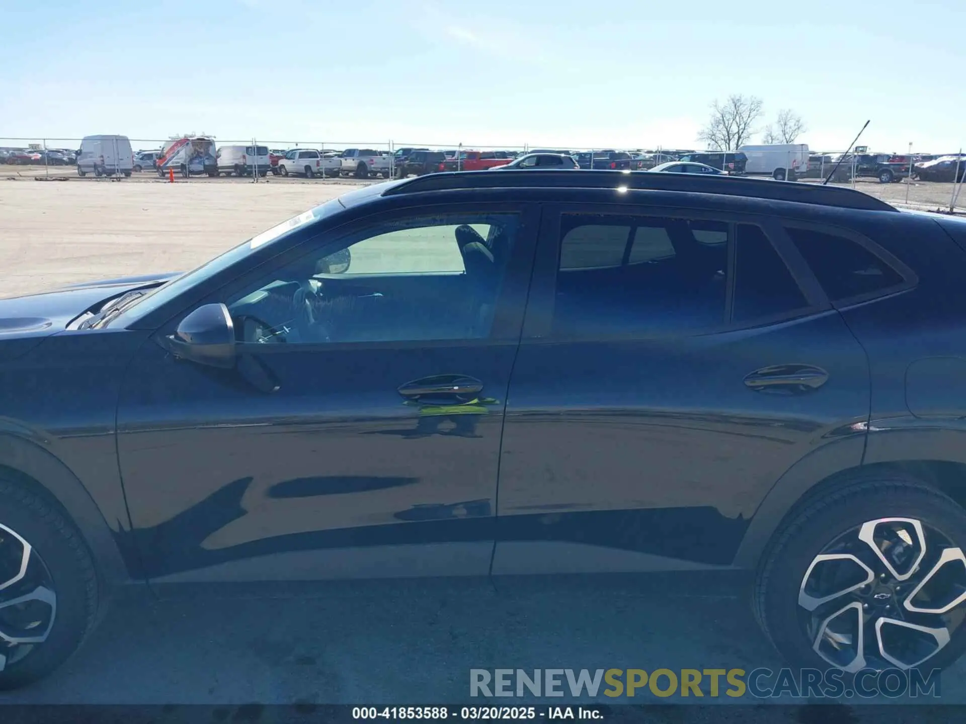 14 Photograph of a damaged car KL77LJE22RC154515 CHEVROLET TRAX 2024