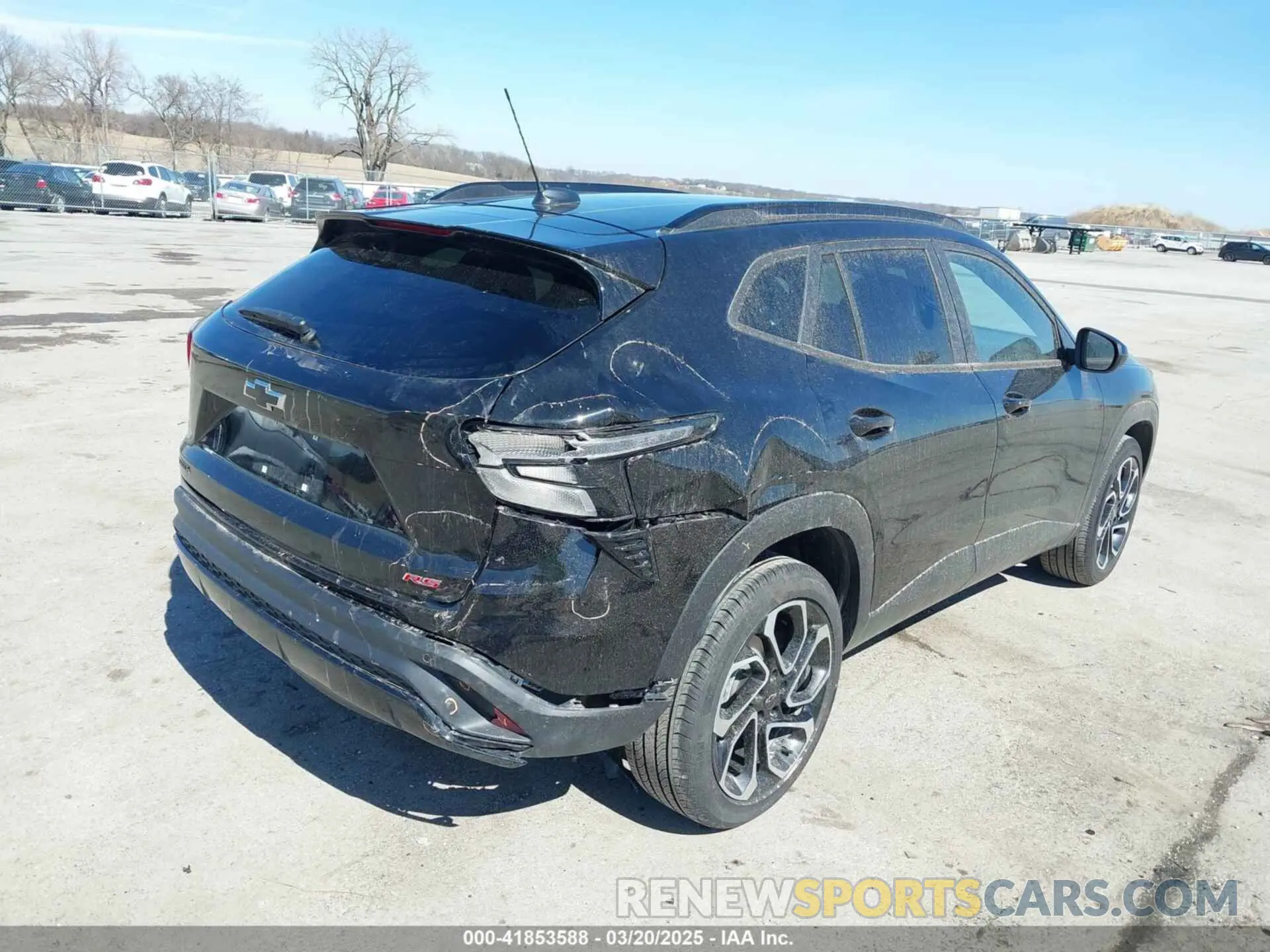 17 Photograph of a damaged car KL77LJE22RC154515 CHEVROLET TRAX 2024