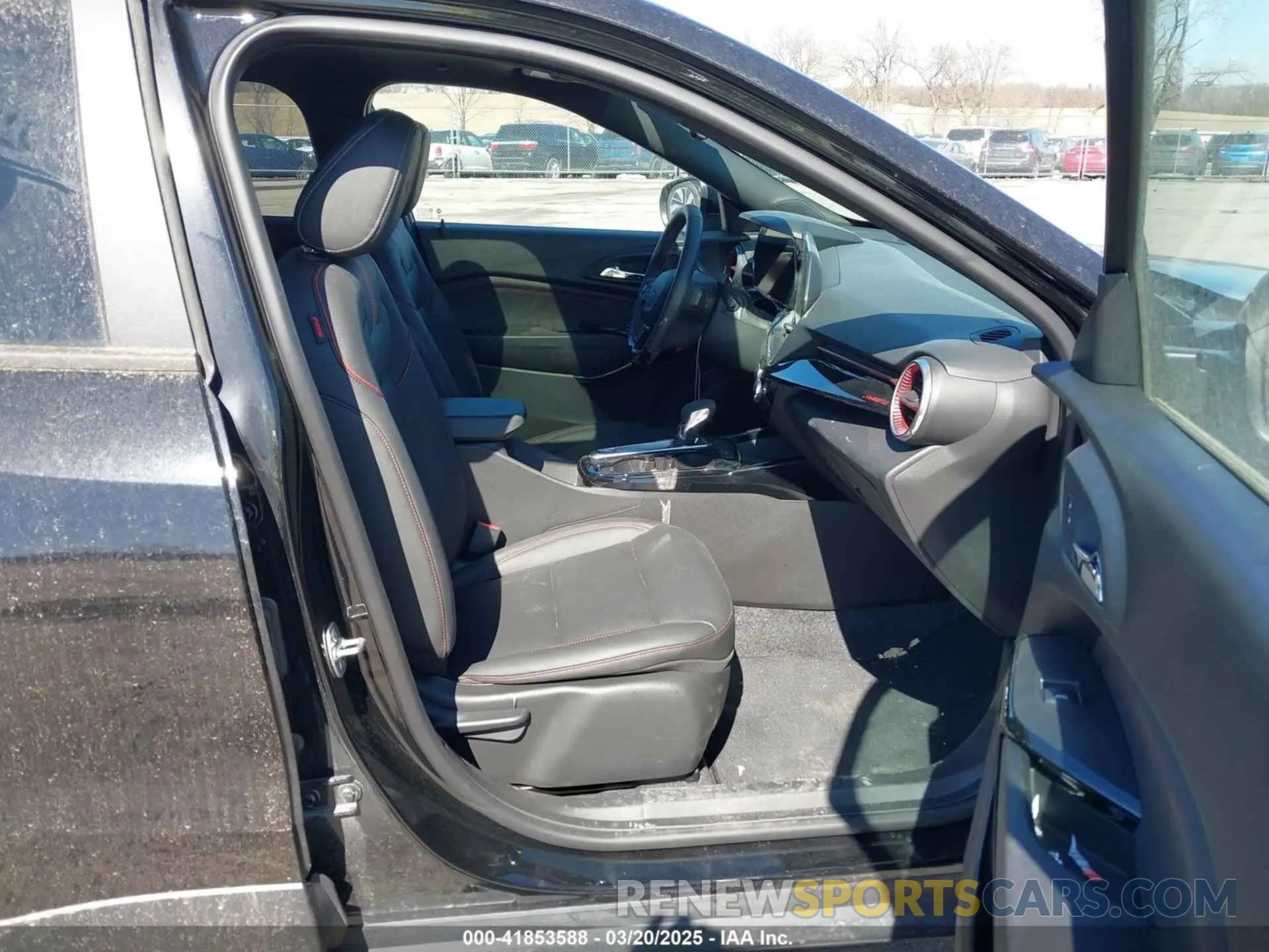 5 Photograph of a damaged car KL77LJE22RC154515 CHEVROLET TRAX 2024