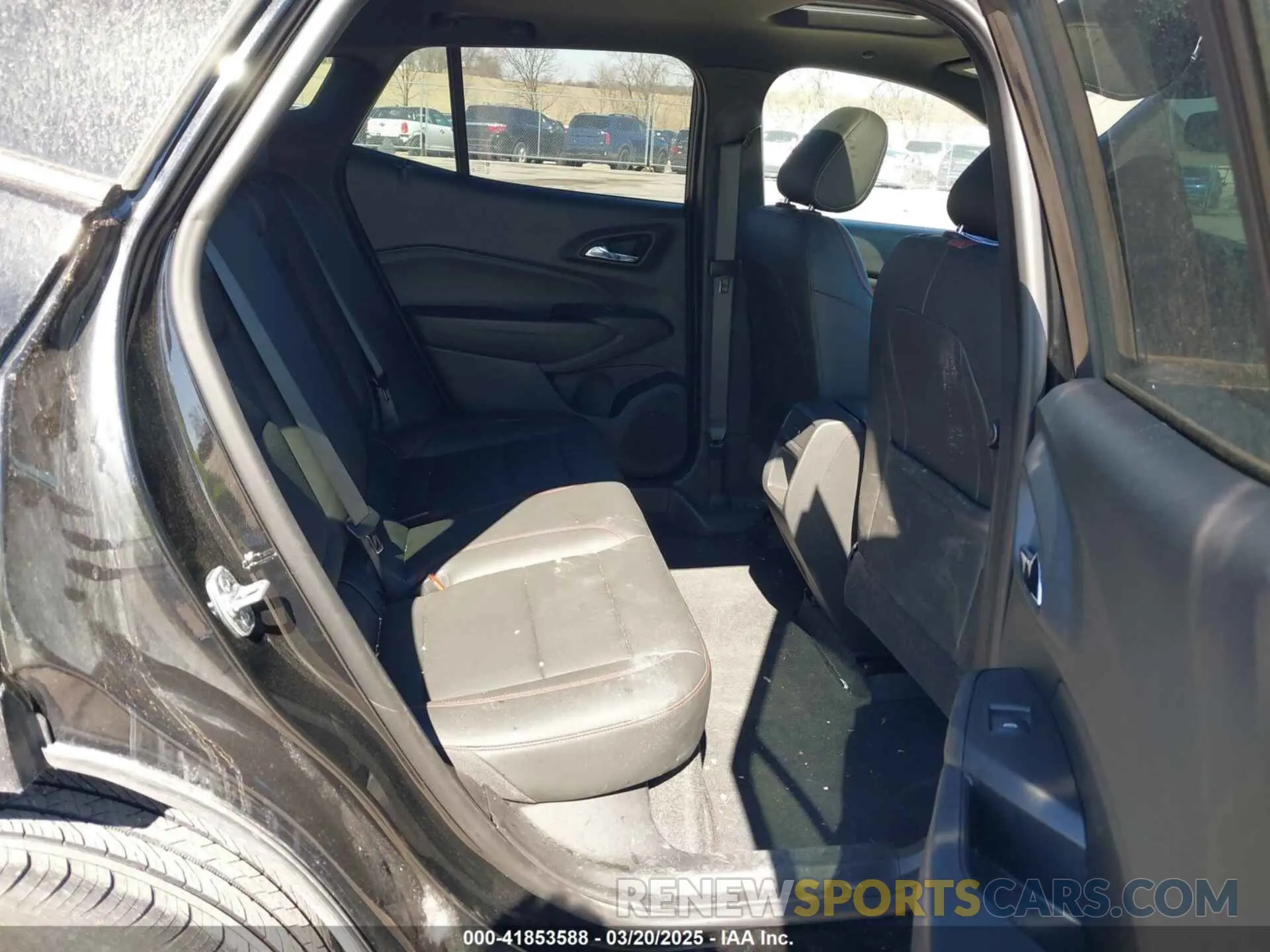 8 Photograph of a damaged car KL77LJE22RC154515 CHEVROLET TRAX 2024