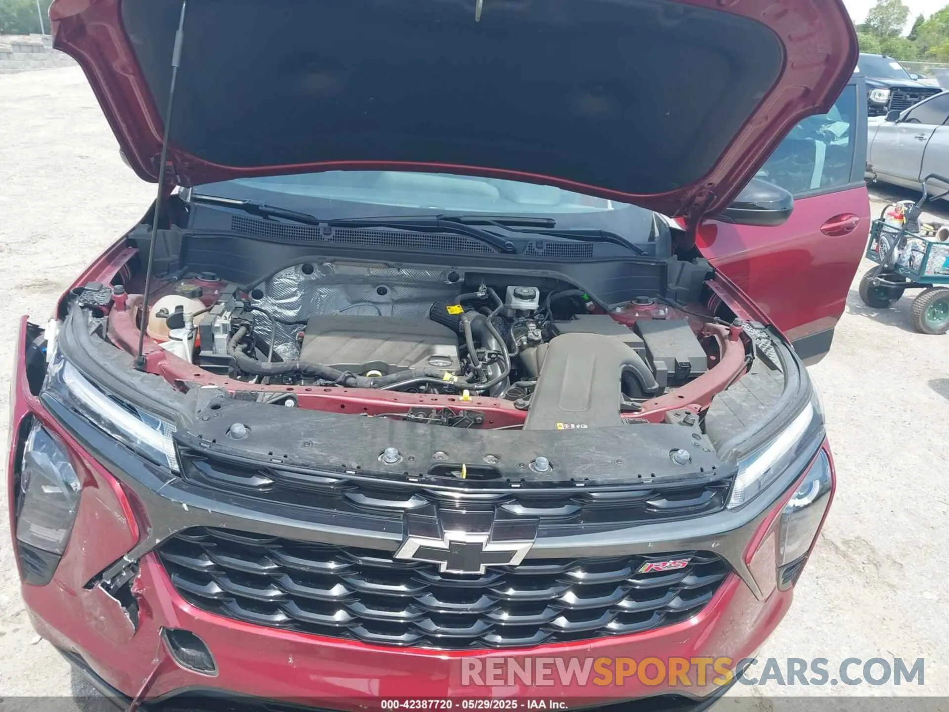 10 Photograph of a damaged car KL77LJE23RC024338 CHEVROLET TRAX 2024