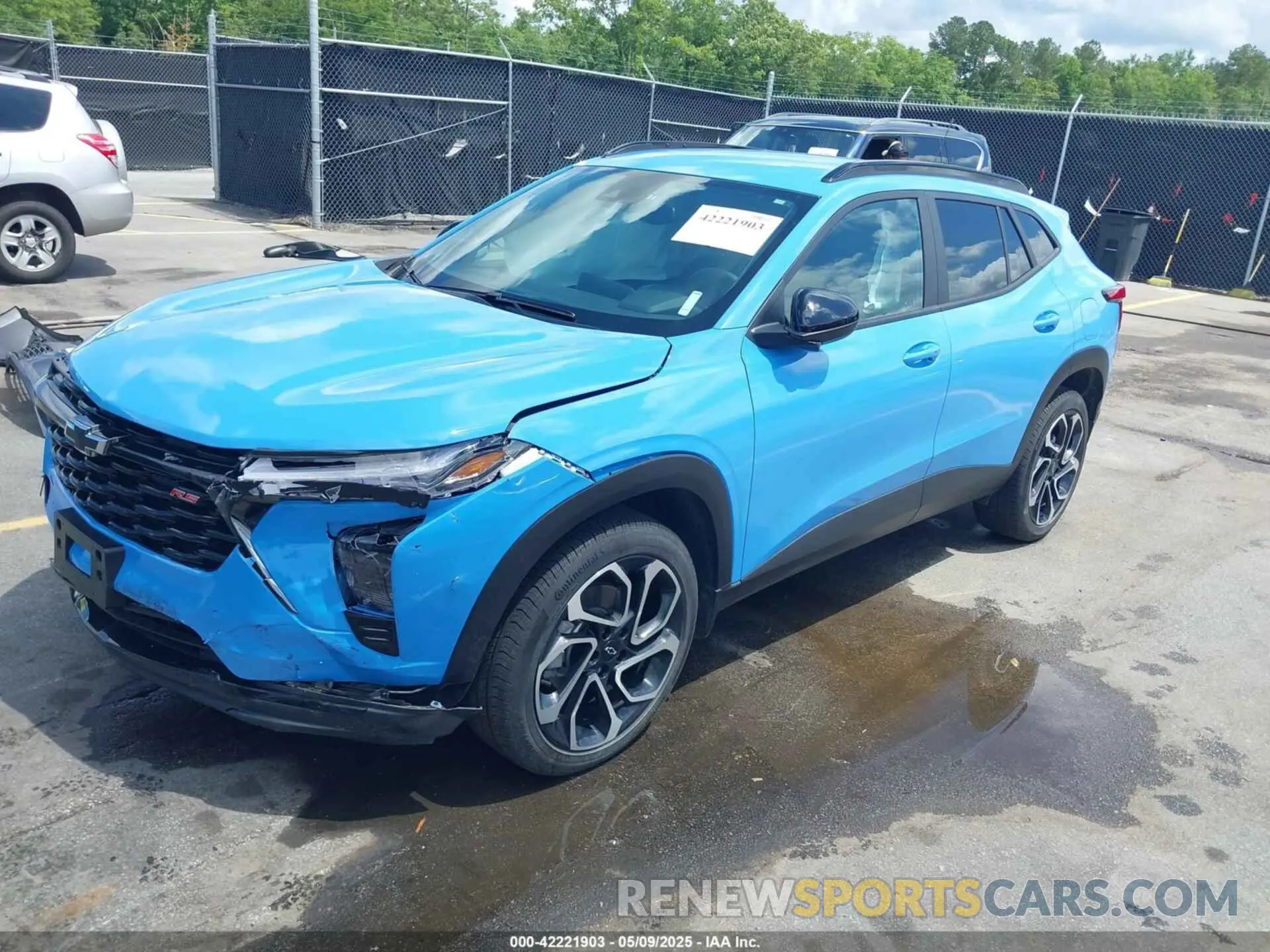 2 Photograph of a damaged car KL77LJE23RC052656 CHEVROLET TRAX 2024