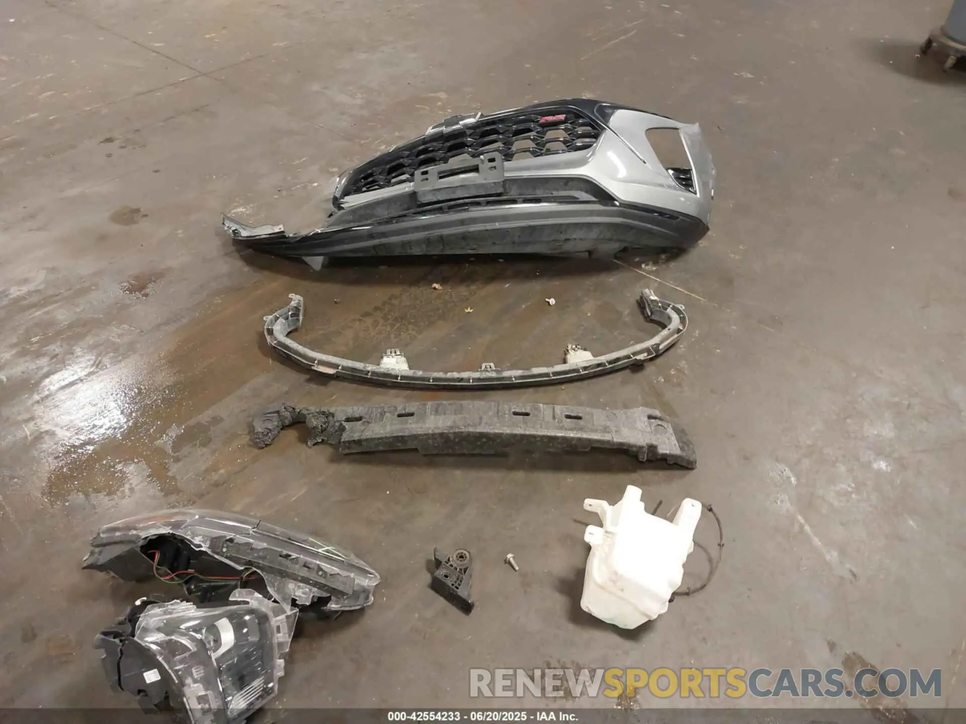 19 Photograph of a damaged car KL77LJE24RC054836 CHEVROLET TRAX 2024