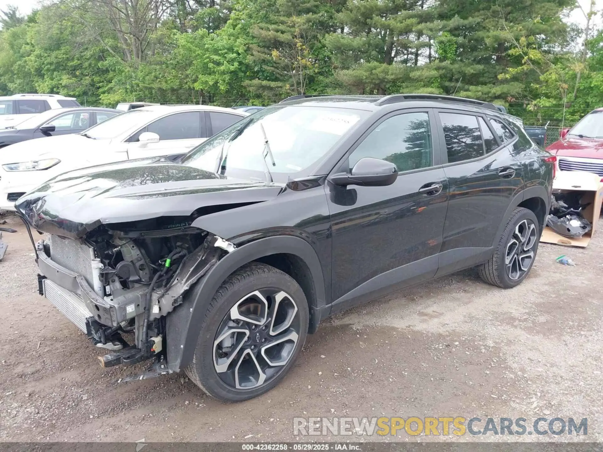 2 Photograph of a damaged car KL77LJE24RC146450 CHEVROLET TRAX 2024