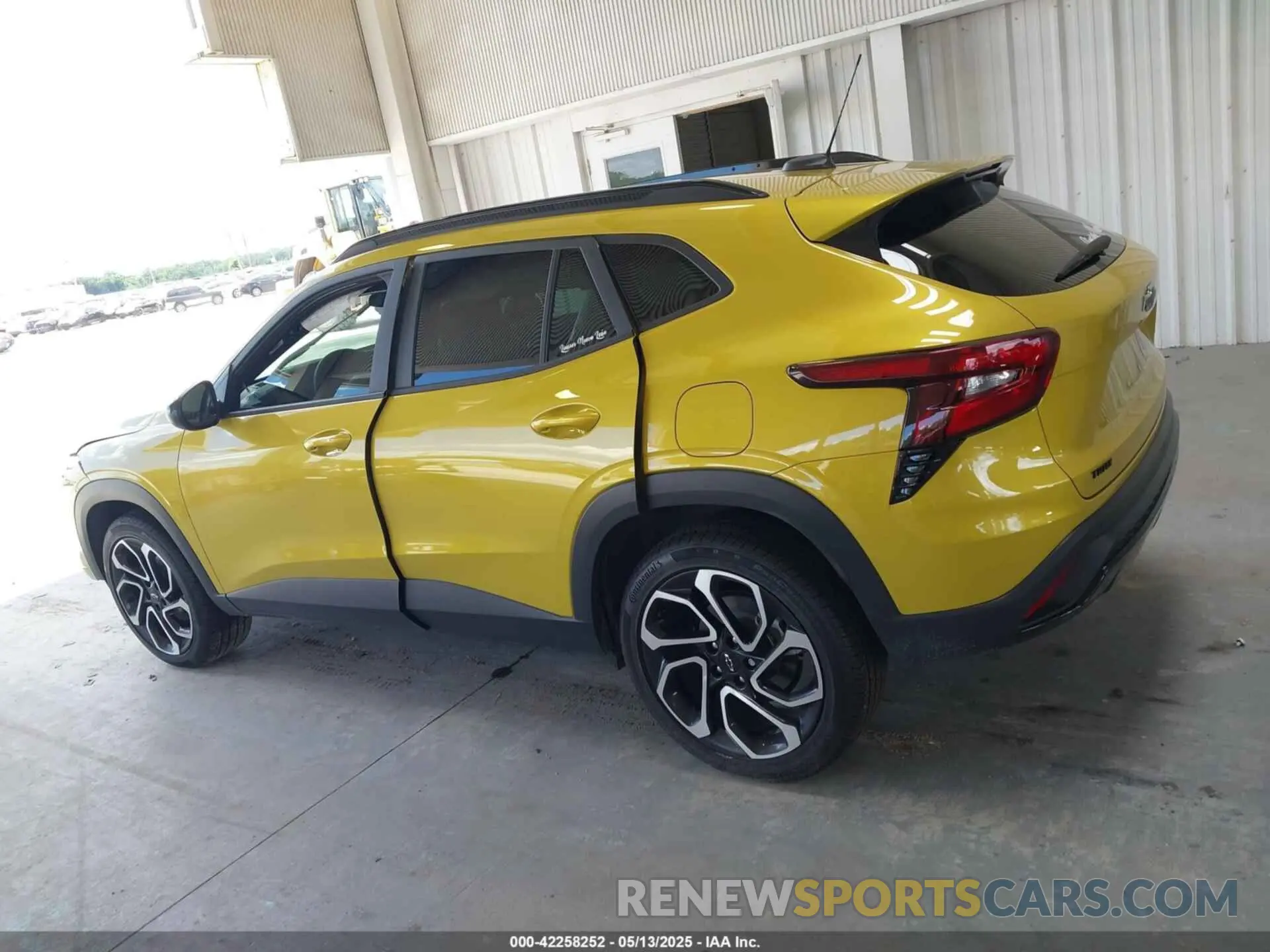 13 Photograph of a damaged car KL77LJE24RC195454 CHEVROLET TRAX 2024