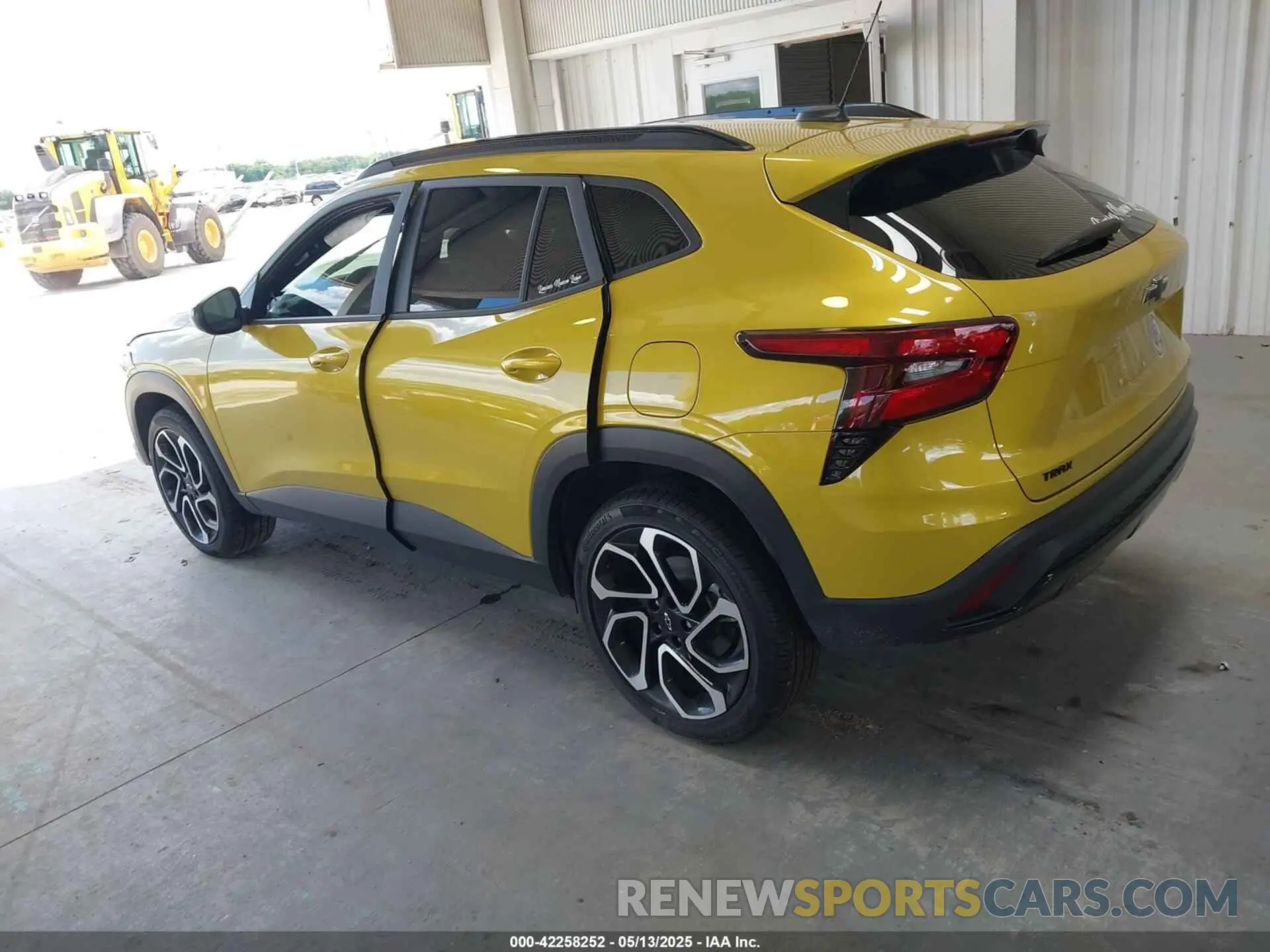 3 Photograph of a damaged car KL77LJE24RC195454 CHEVROLET TRAX 2024