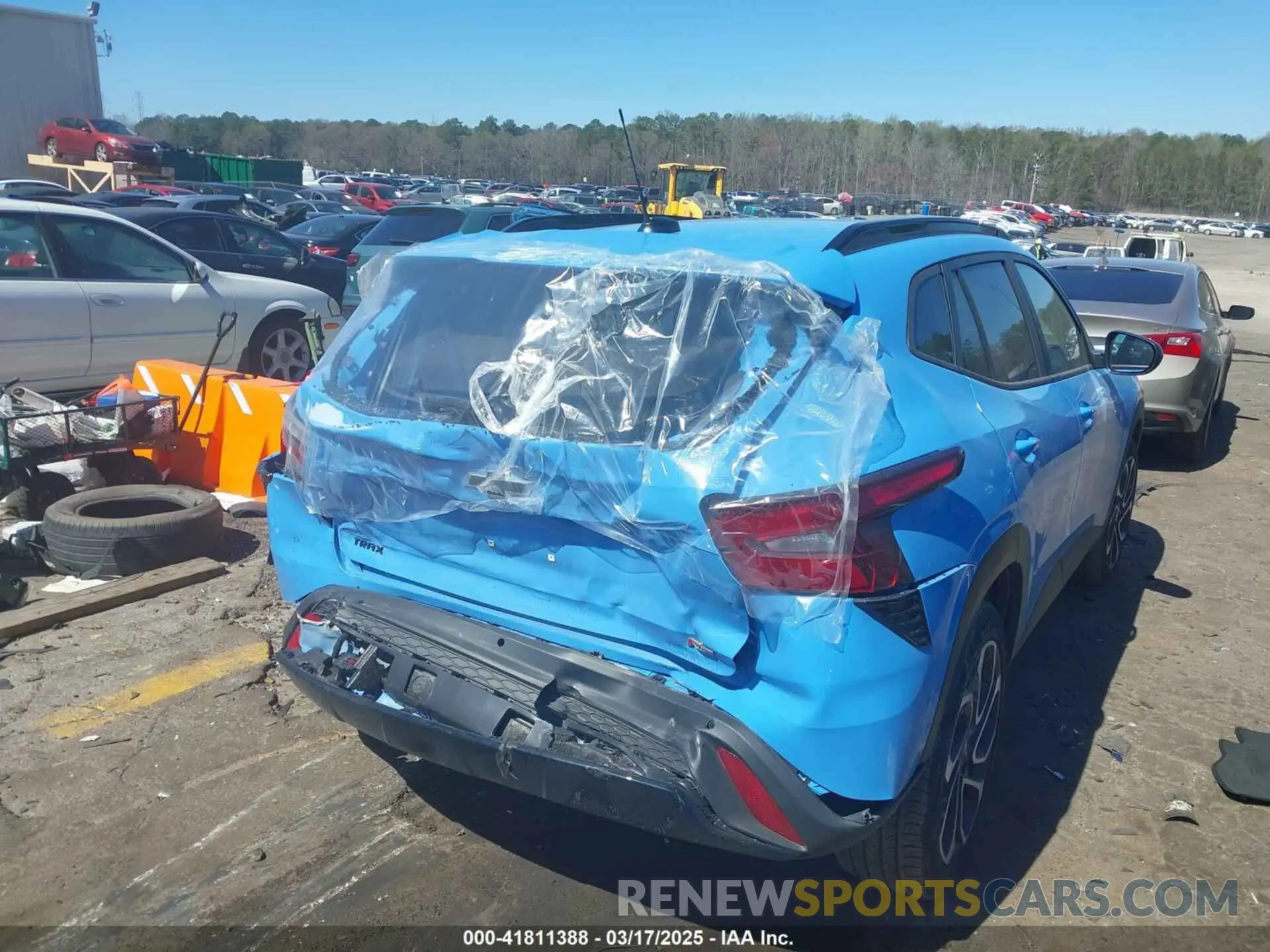 4 Photograph of a damaged car KL77LJE25RC184074 CHEVROLET TRAX 2024