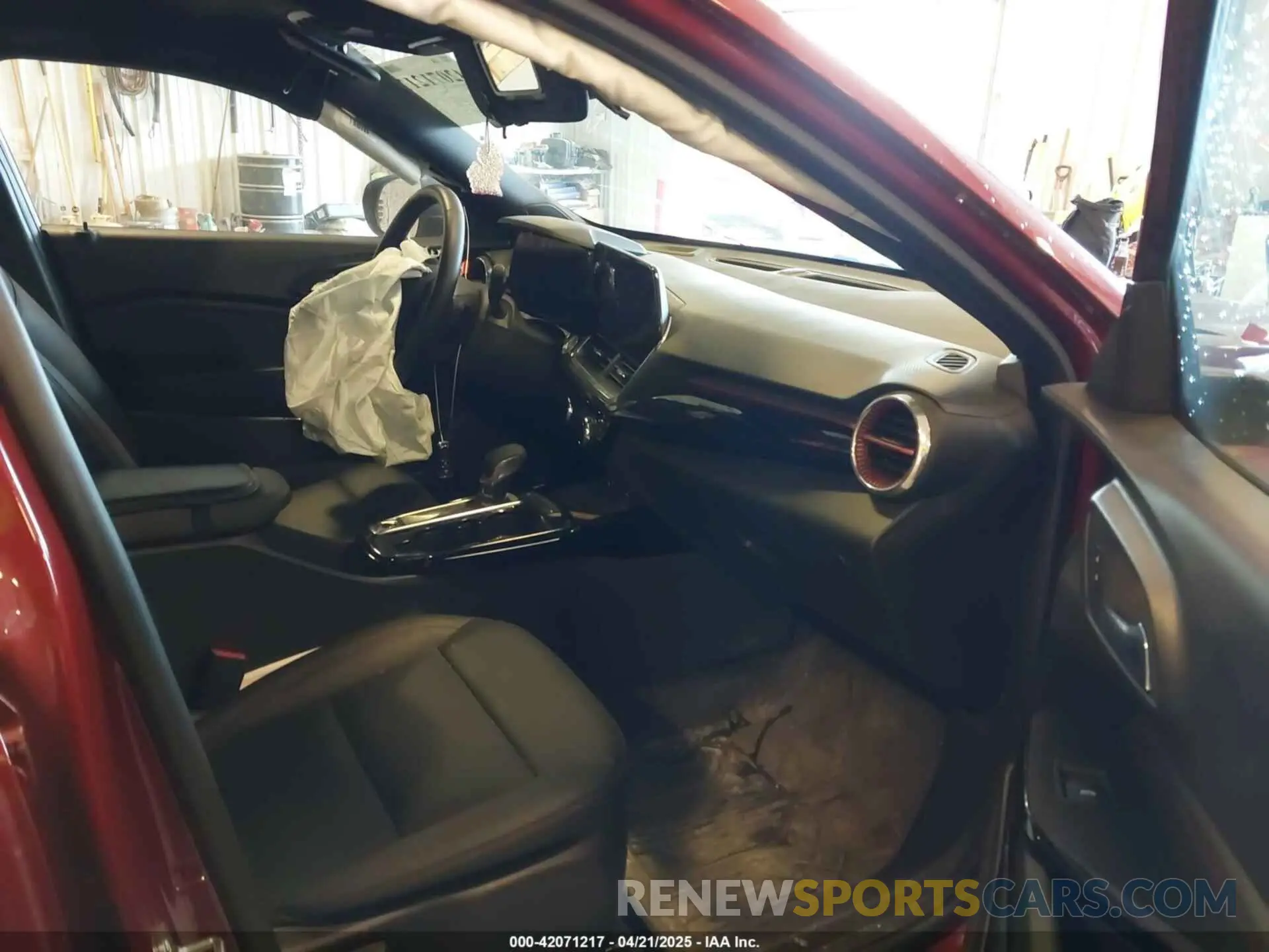5 Photograph of a damaged car KL77LJE26RC034491 CHEVROLET TRAX 2024