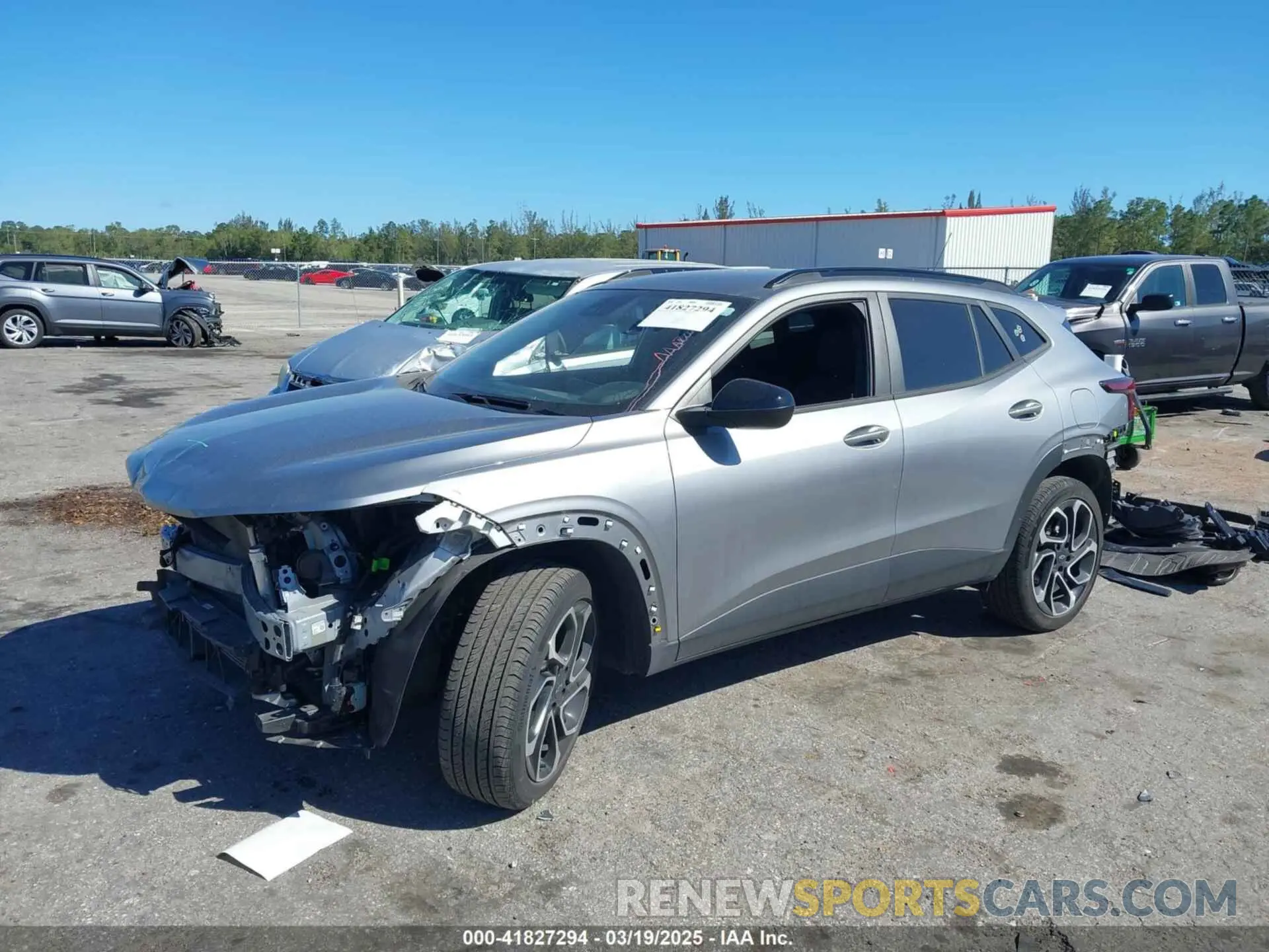 2 Photograph of a damaged car KL77LJE26RC049329 CHEVROLET TRAX 2024