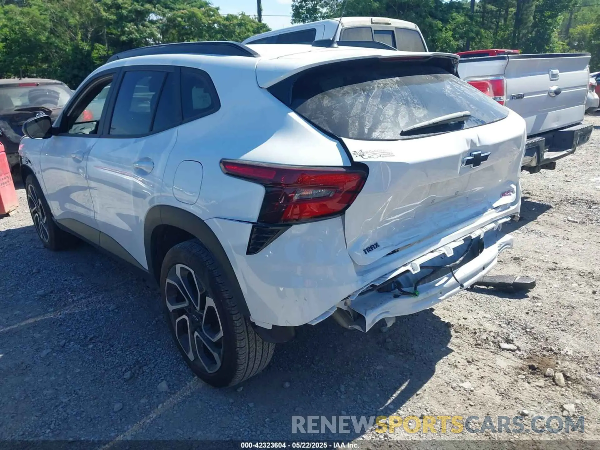 3 Photograph of a damaged car KL77LJE26RC070309 CHEVROLET TRAX 2024