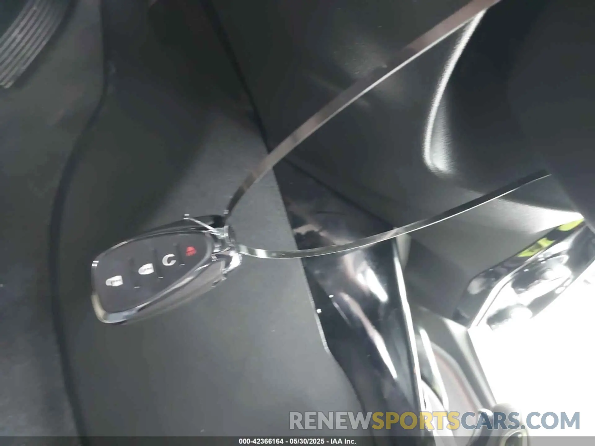 11 Photograph of a damaged car KL77LJE26RC193396 CHEVROLET TRAX 2024
