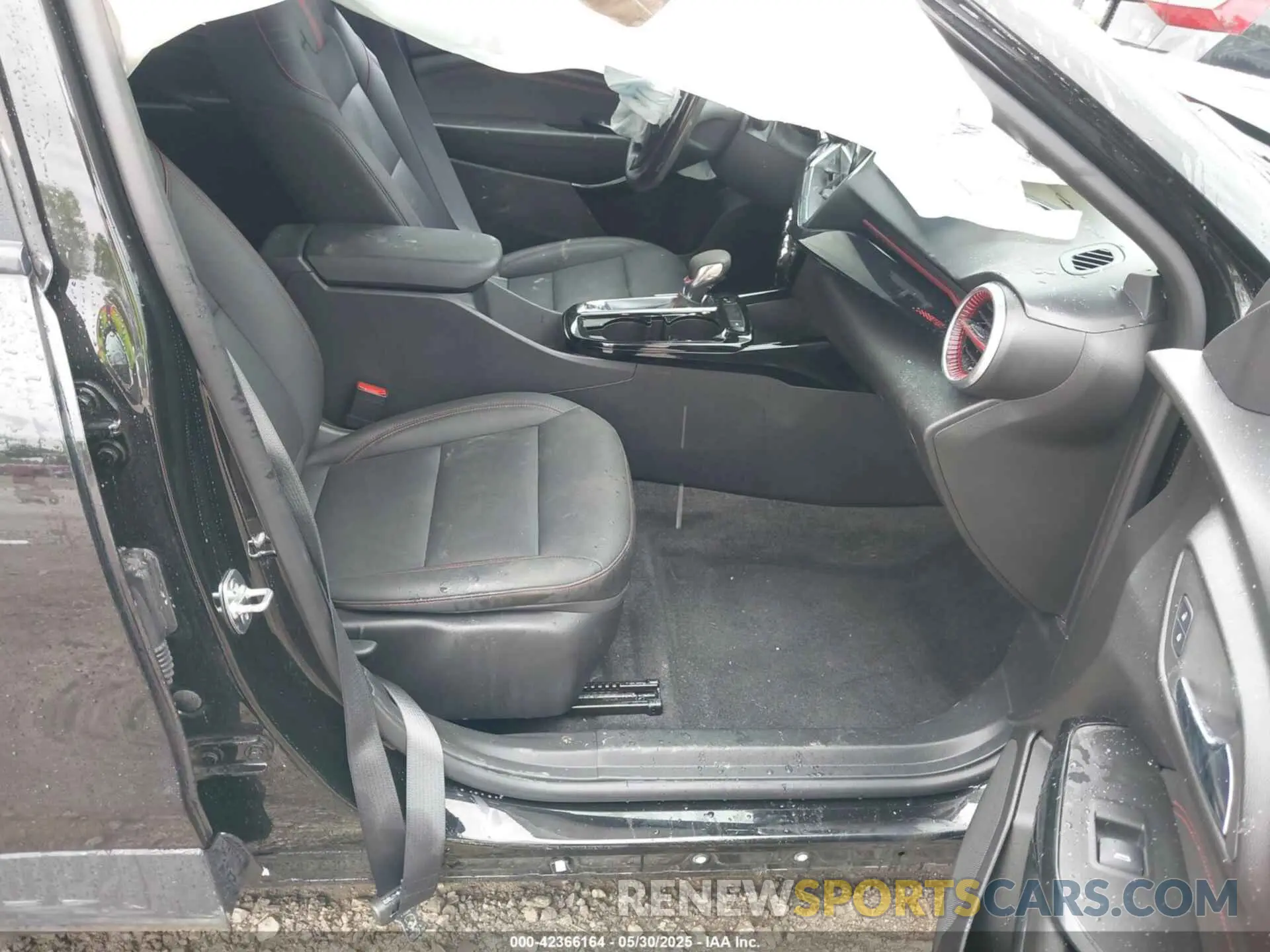 5 Photograph of a damaged car KL77LJE26RC193396 CHEVROLET TRAX 2024