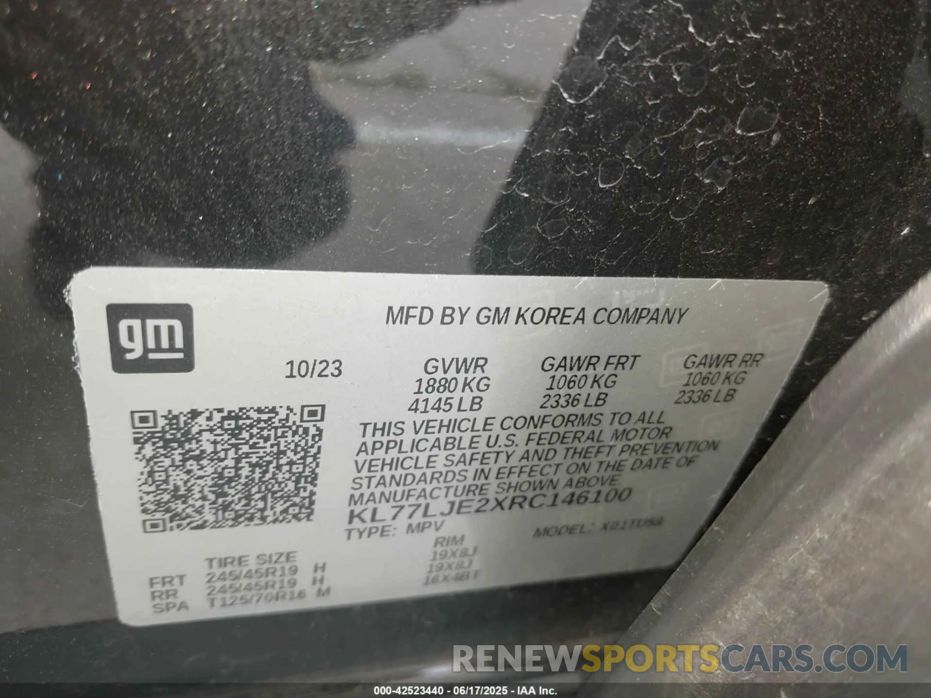 17 Photograph of a damaged car KL77LJE2XRC146100 CHEVROLET TRAX 2024