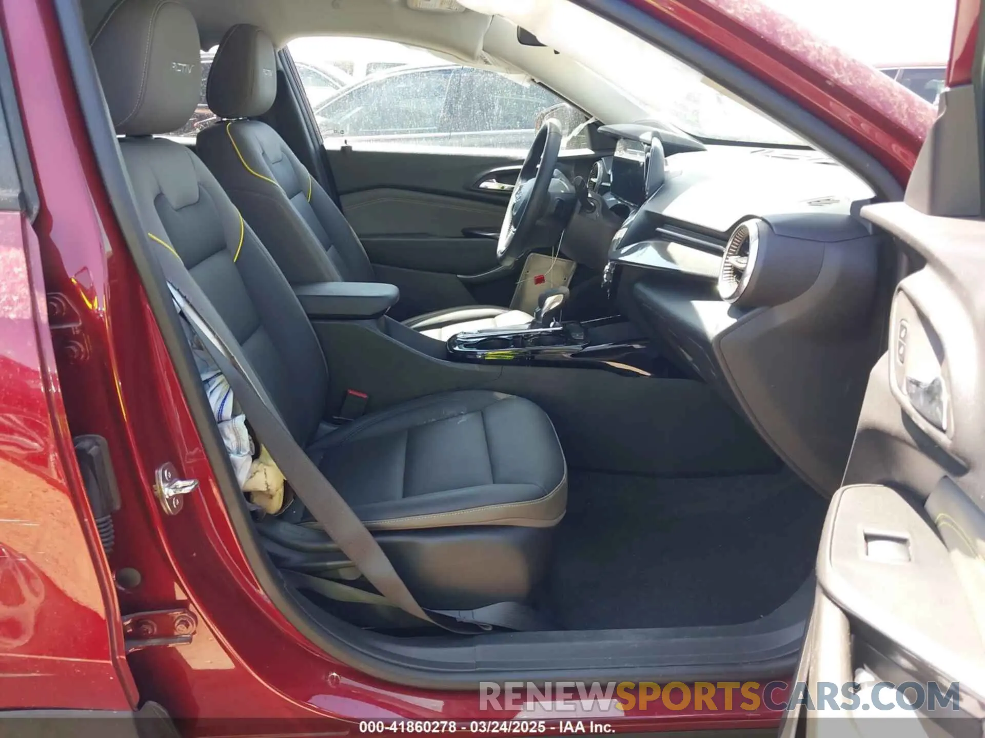 5 Photograph of a damaged car KL77LKE20RC073132 CHEVROLET TRAX 2024