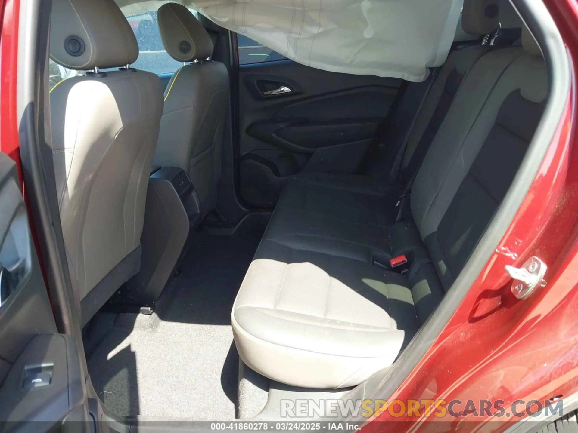 8 Photograph of a damaged car KL77LKE20RC073132 CHEVROLET TRAX 2024