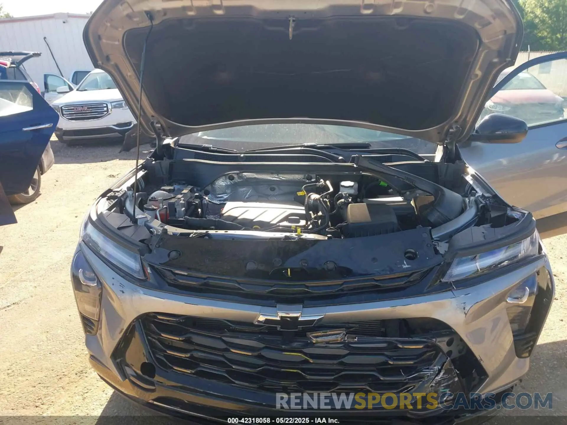 10 Photograph of a damaged car KL77LKE20RC161386 CHEVROLET TRAX 2024