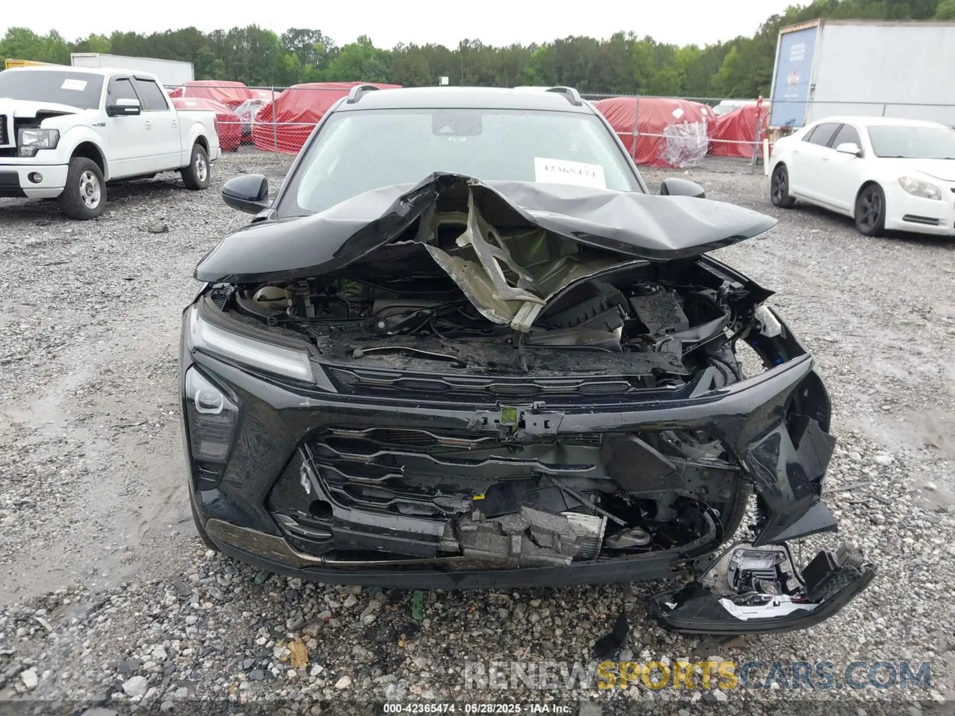 12 Photograph of a damaged car KL77LKE21RC023517 CHEVROLET TRAX 2024