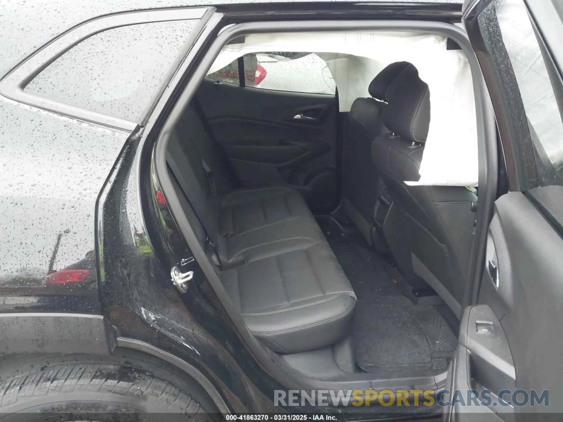 8 Photograph of a damaged car KL77LKE21RC107742 CHEVROLET TRAX 2024