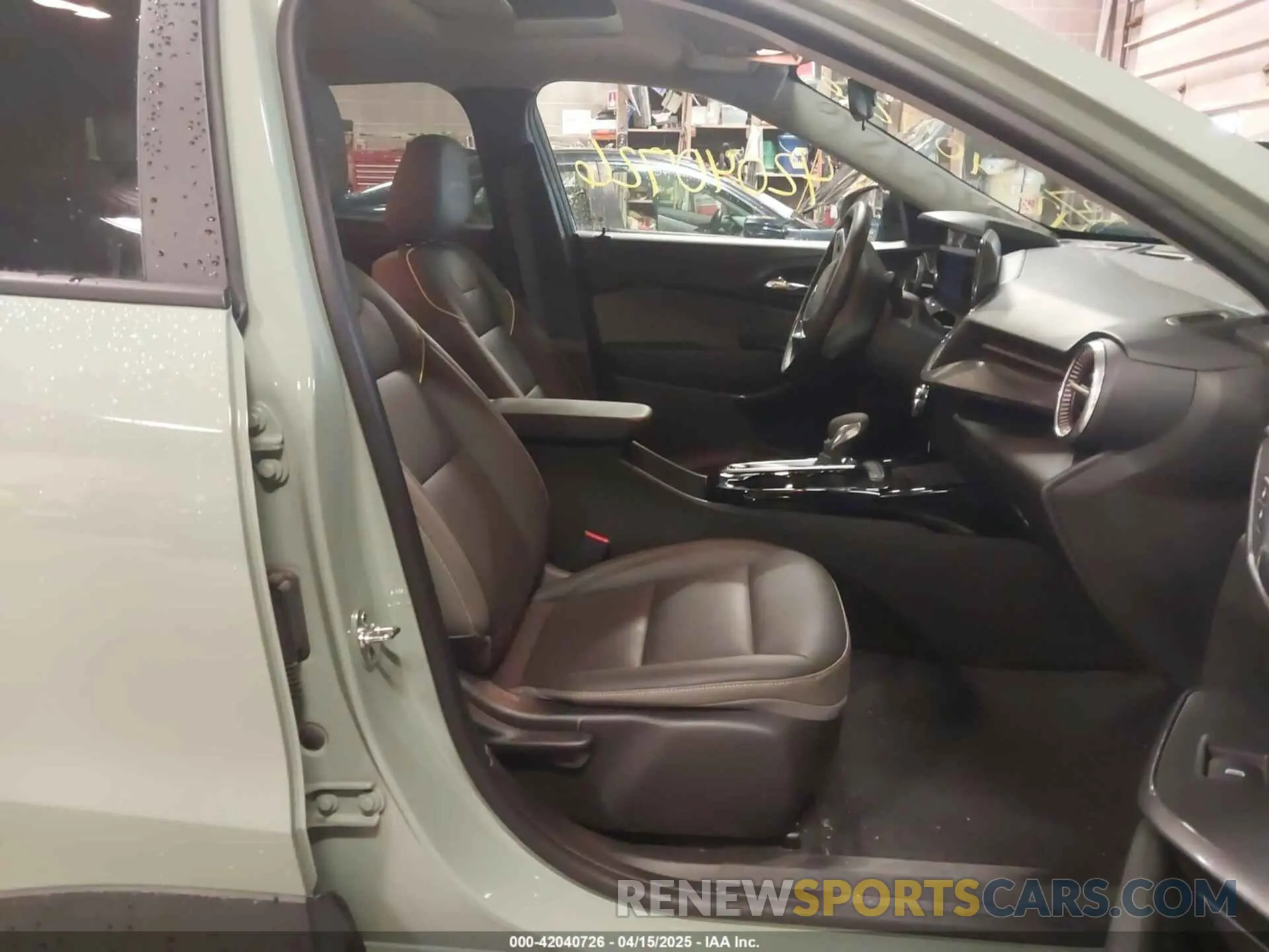 5 Photograph of a damaged car KL77LKE21RC111239 CHEVROLET TRAX 2024