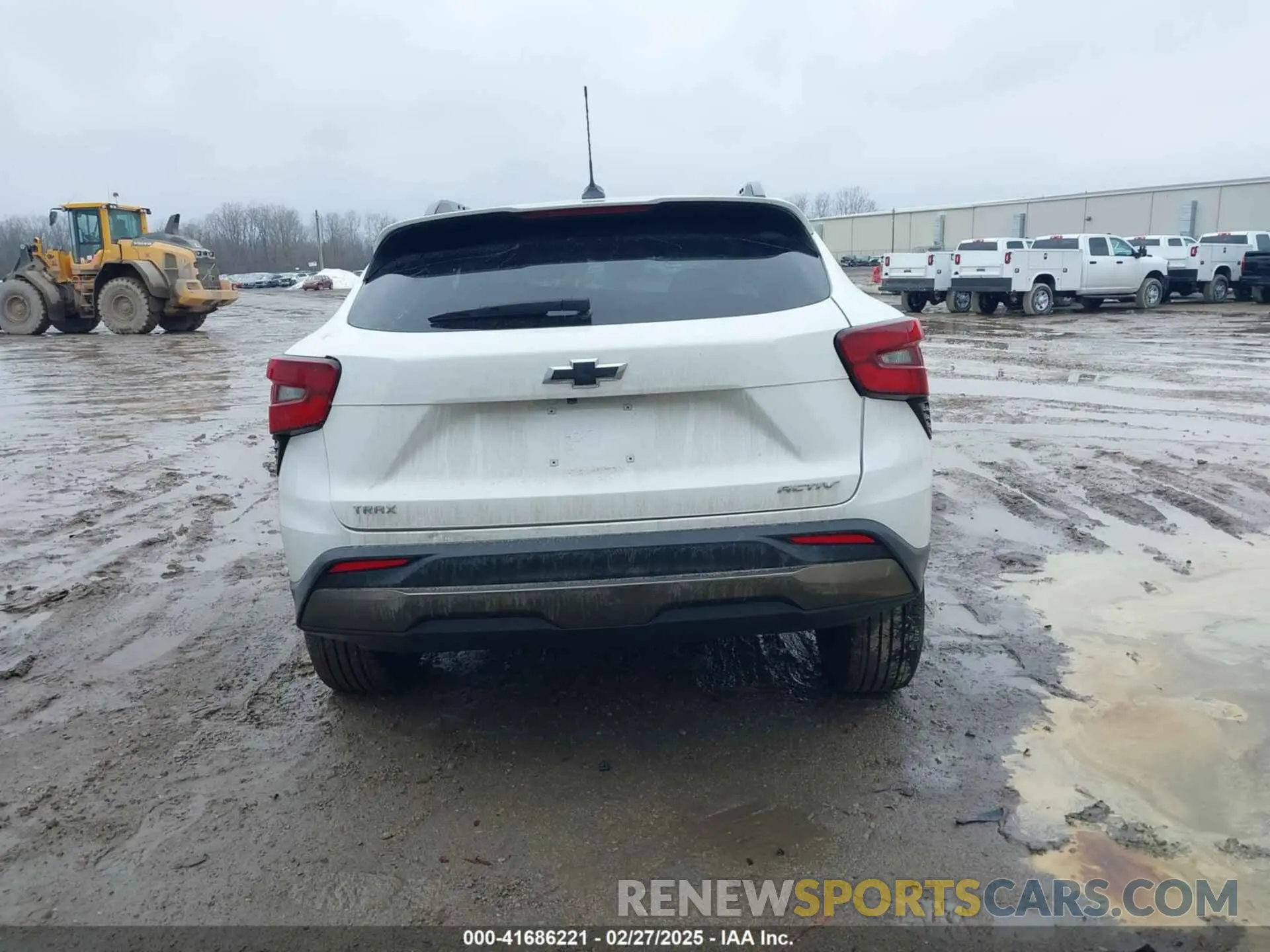 17 Photograph of a damaged car KL77LKE26RC177687 CHEVROLET TRAX 2024