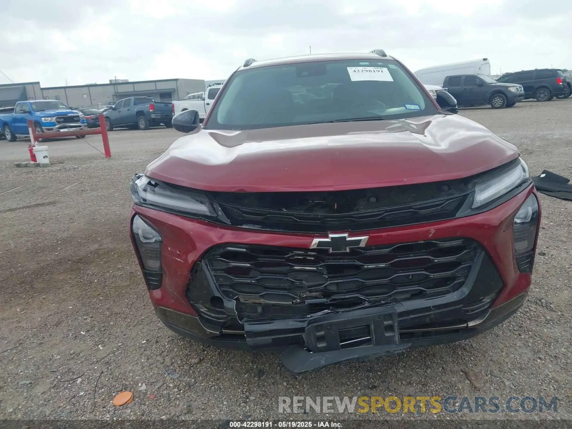 12 Photograph of a damaged car KL77LKE27RC002350 CHEVROLET TRAX 2024