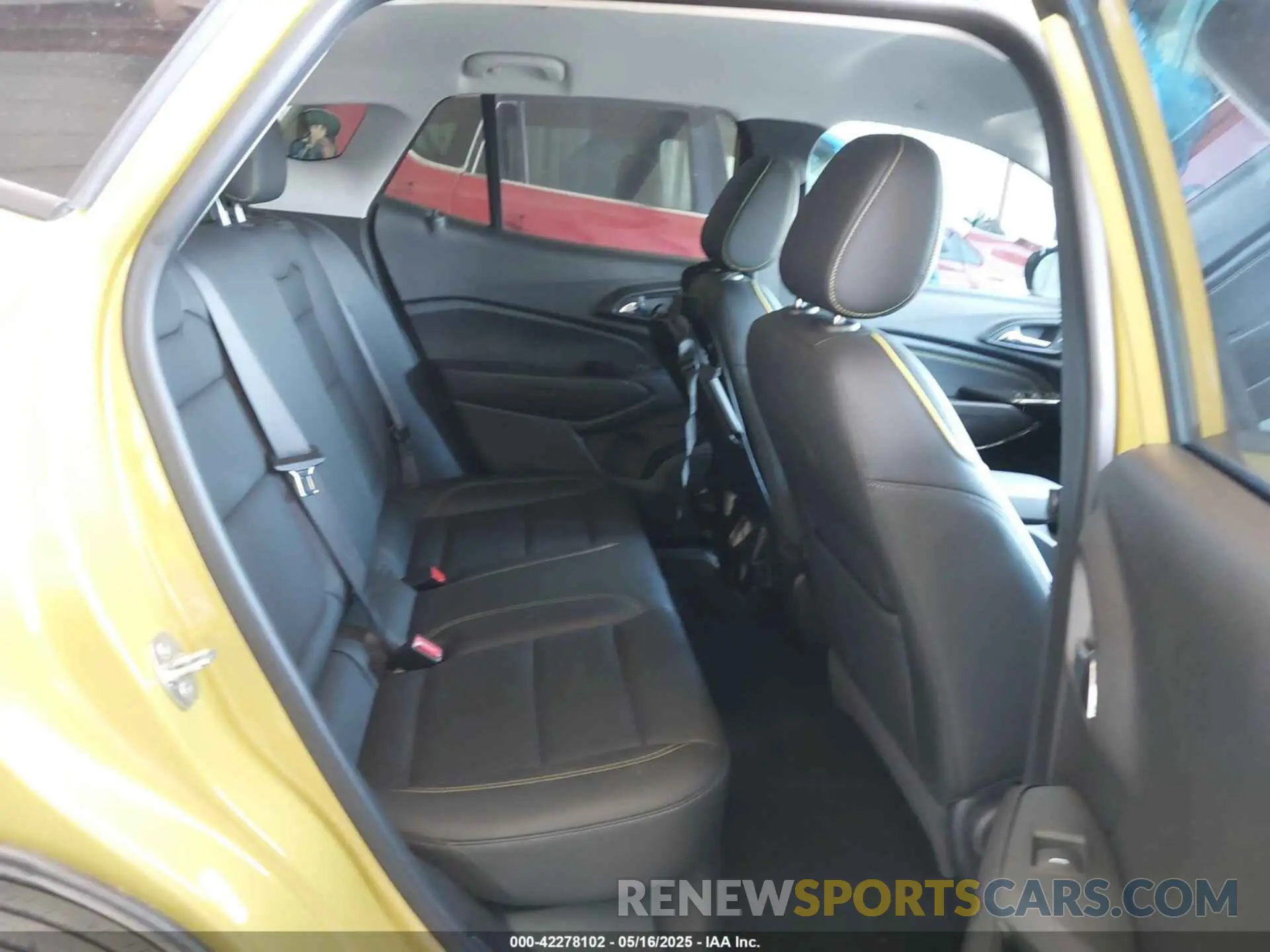 8 Photograph of a damaged car KL77LKE28RC015866 CHEVROLET TRAX 2024