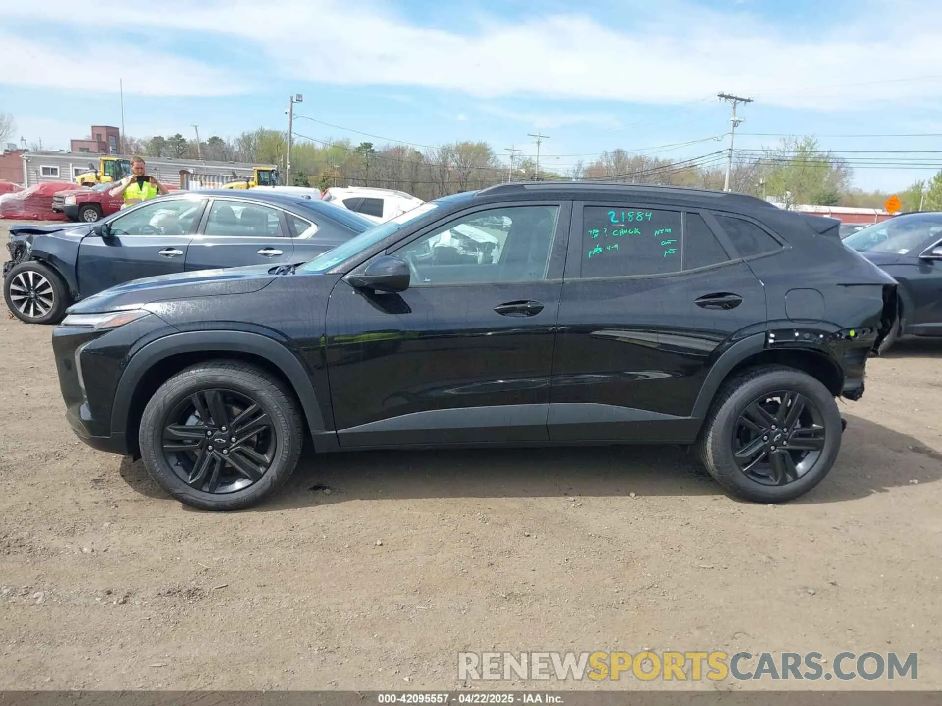 14 Photograph of a damaged car KL77LKE28RC152497 CHEVROLET TRAX 2024